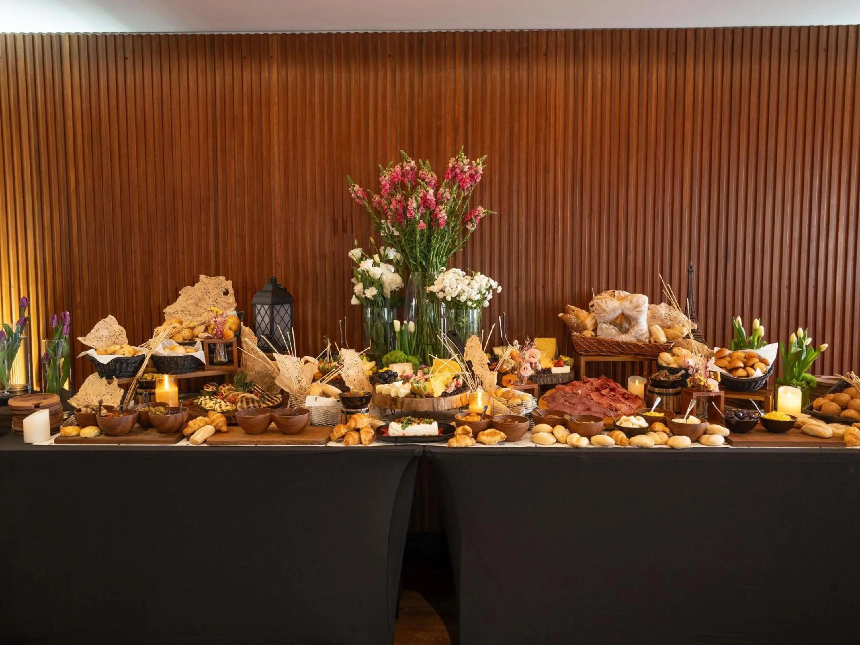 Meeting/conference room in Pullman Lima Miraflores