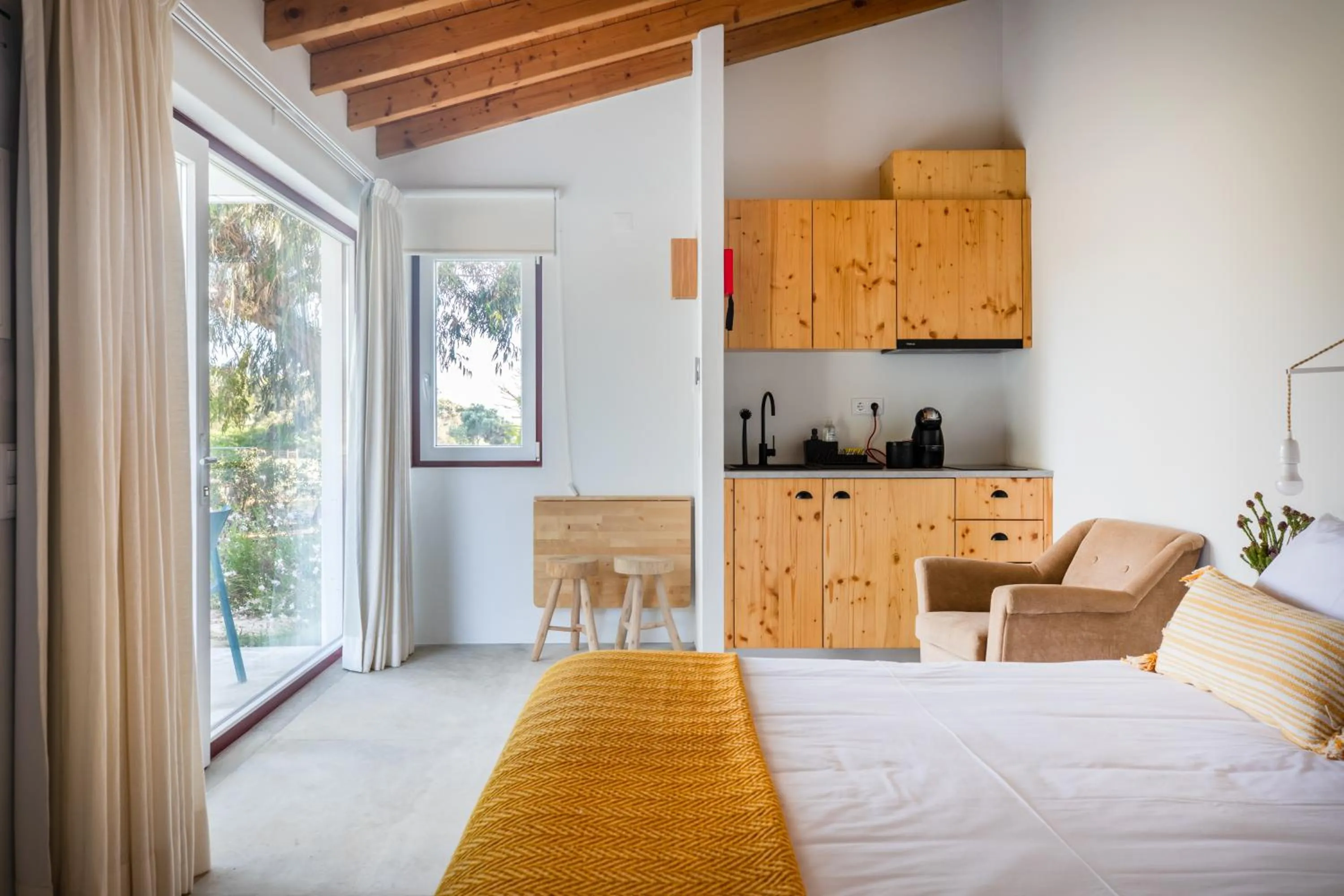 Kitchen or kitchenette, Bed in Monte da Bemposta