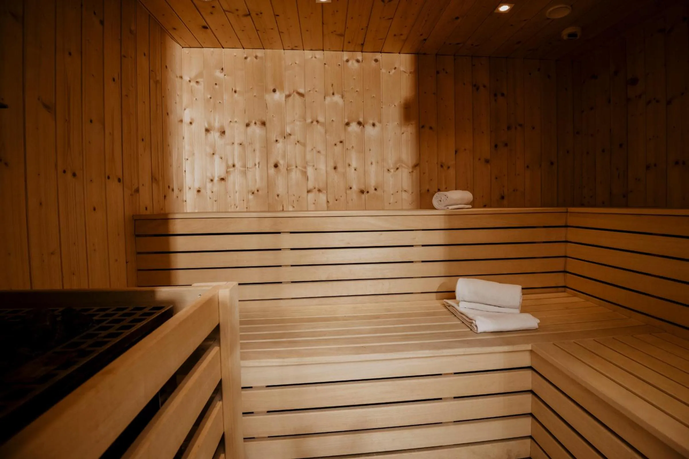 Sauna in AlpenParks Hotel & Apartment Alpendorf
