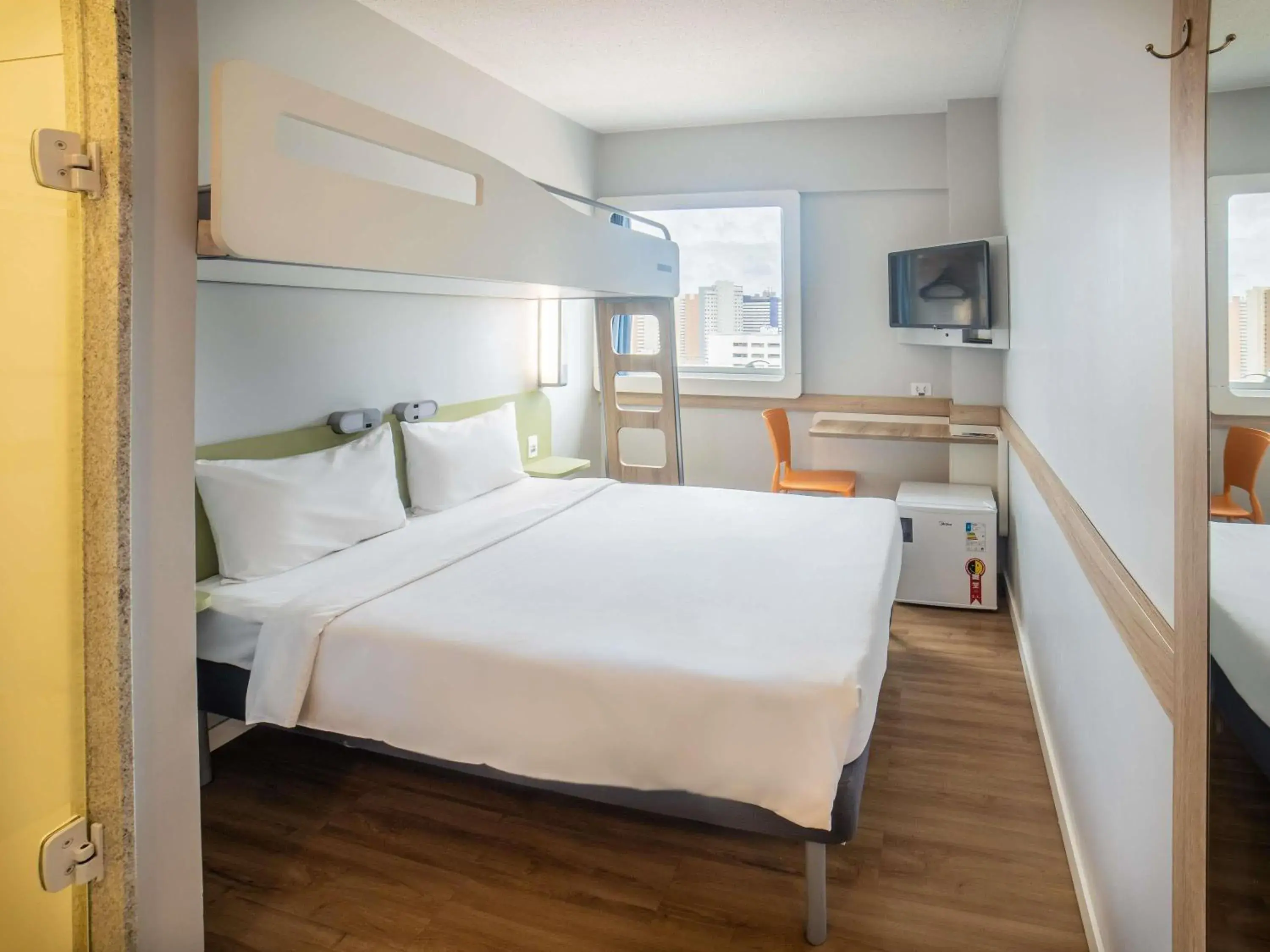 Bedroom, Bed in Ibis Budget Fortaleza Praia de Iracema Bedroom, Bed in Ibis Budget Fortaleza Praia de Iracema