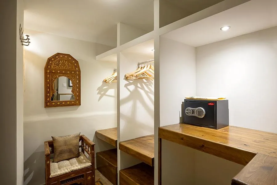 Bedroom in Palais Khum