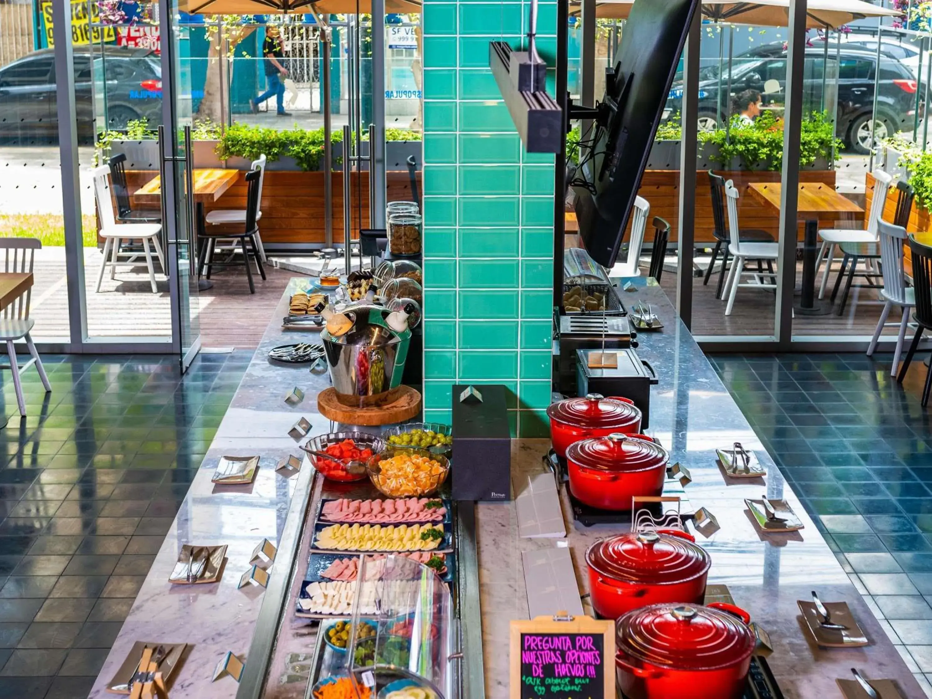 Breakfast in ibis styles Lima San Isidro Breakfast in ibis styles Lima San Isidro