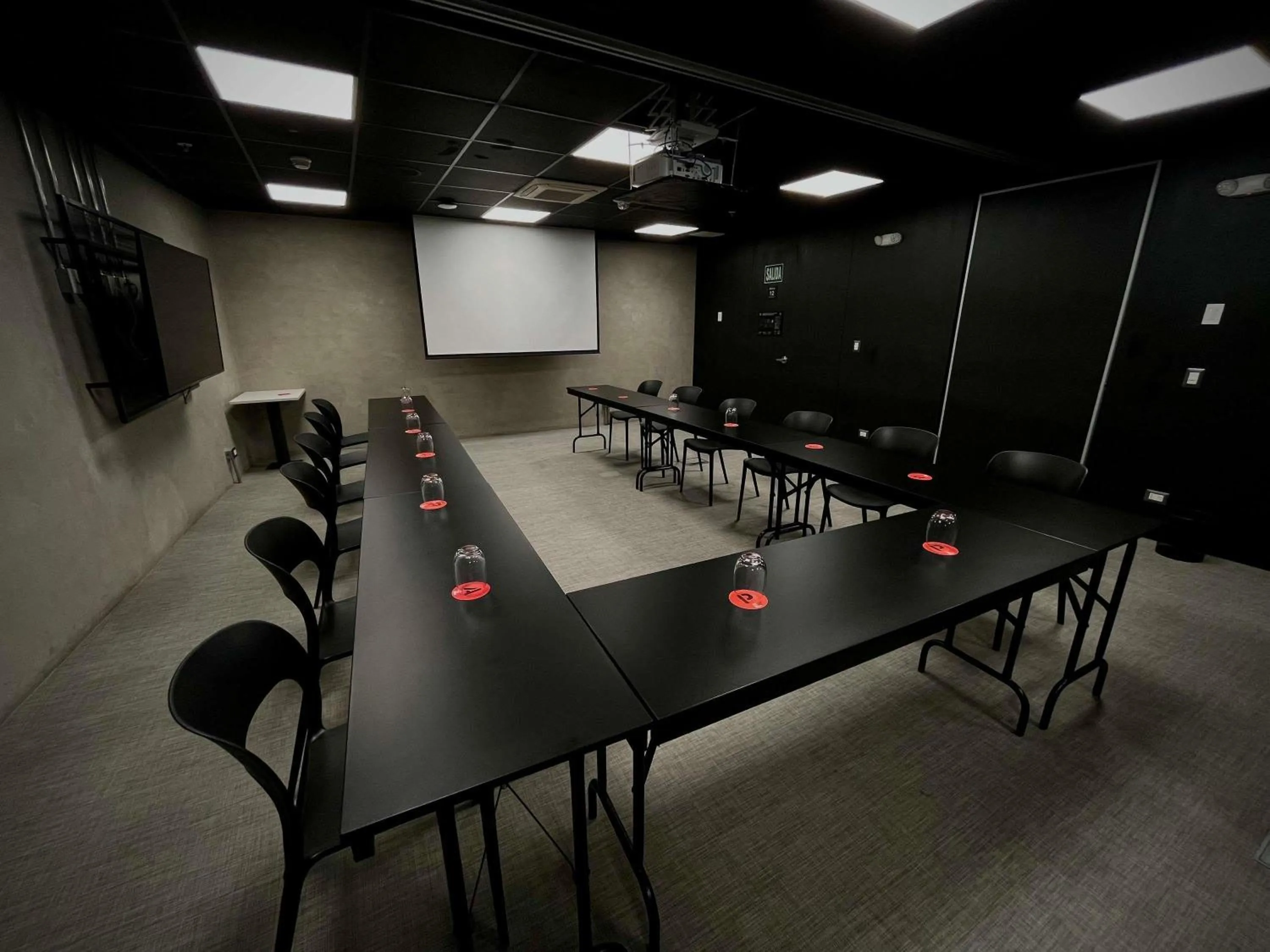 Meeting/conference room in ibis styles Lima San Isidro