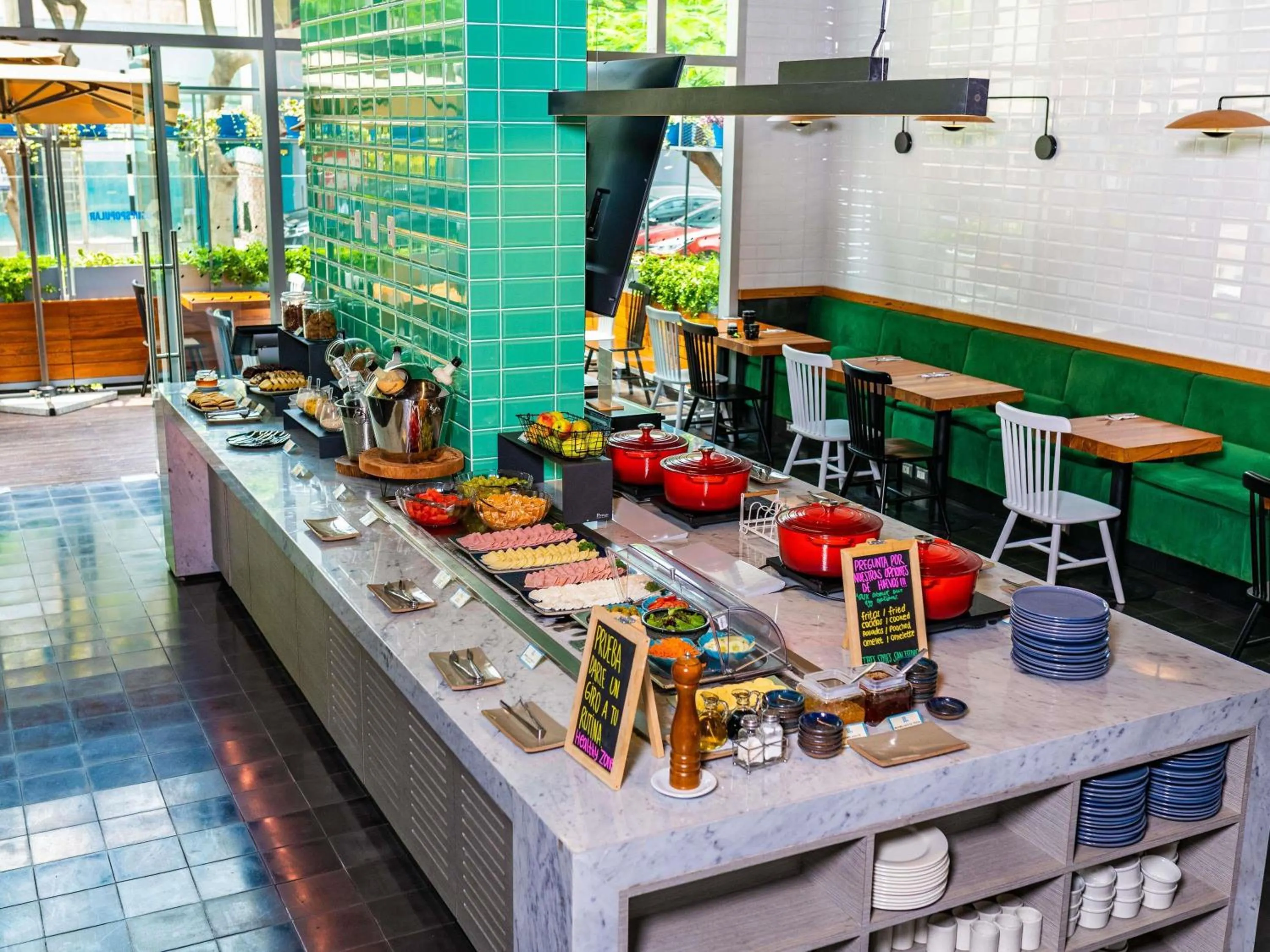 Breakfast in ibis styles Lima San Isidro