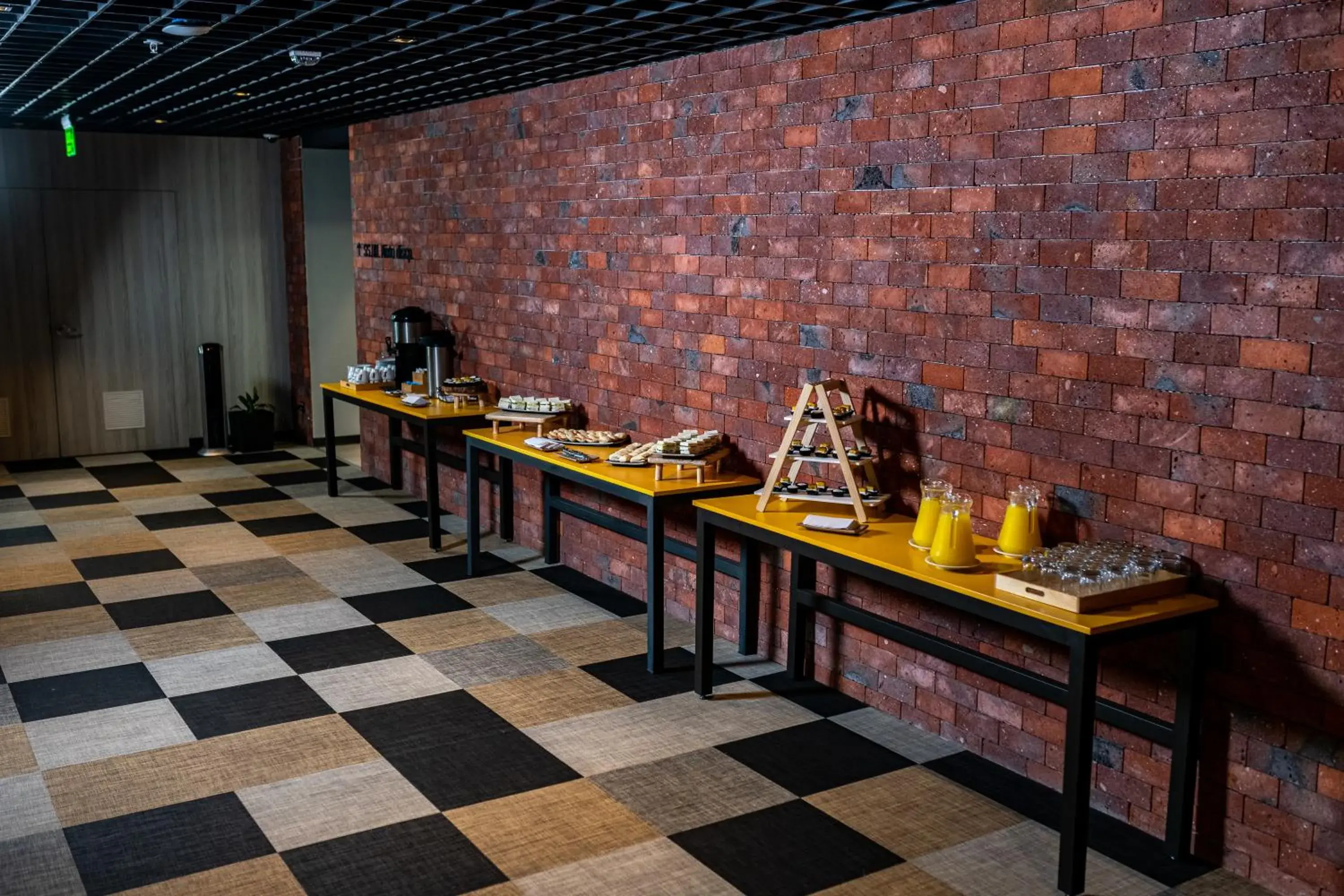 Food and drinks in ibis styles Lima San Isidro Food and drinks in ibis styles Lima San Isidro