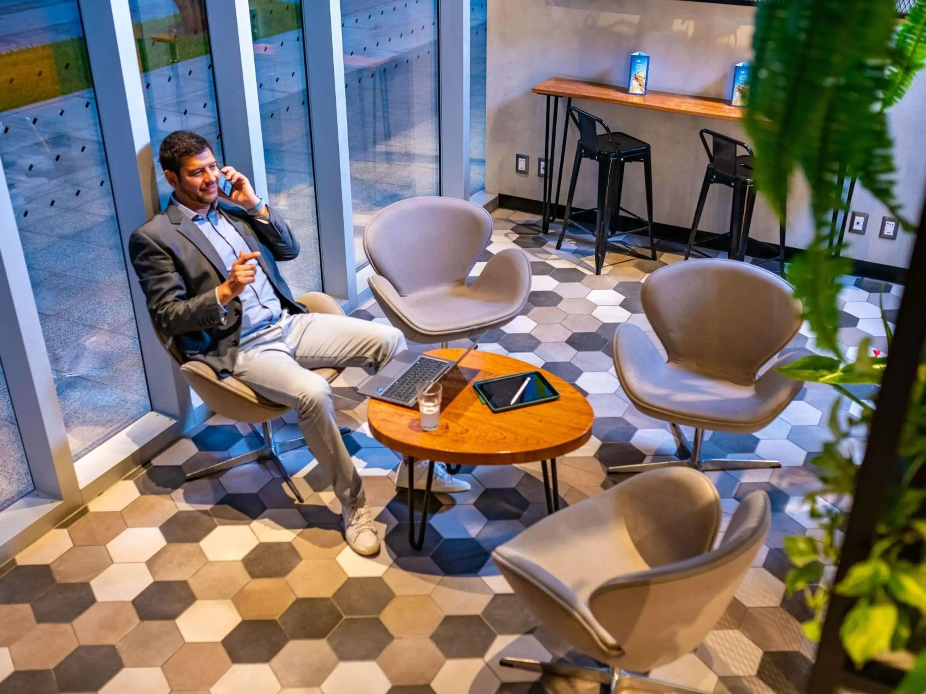 Lounge or bar in ibis styles Lima San Isidro Lounge or bar in ibis styles Lima San Isidro