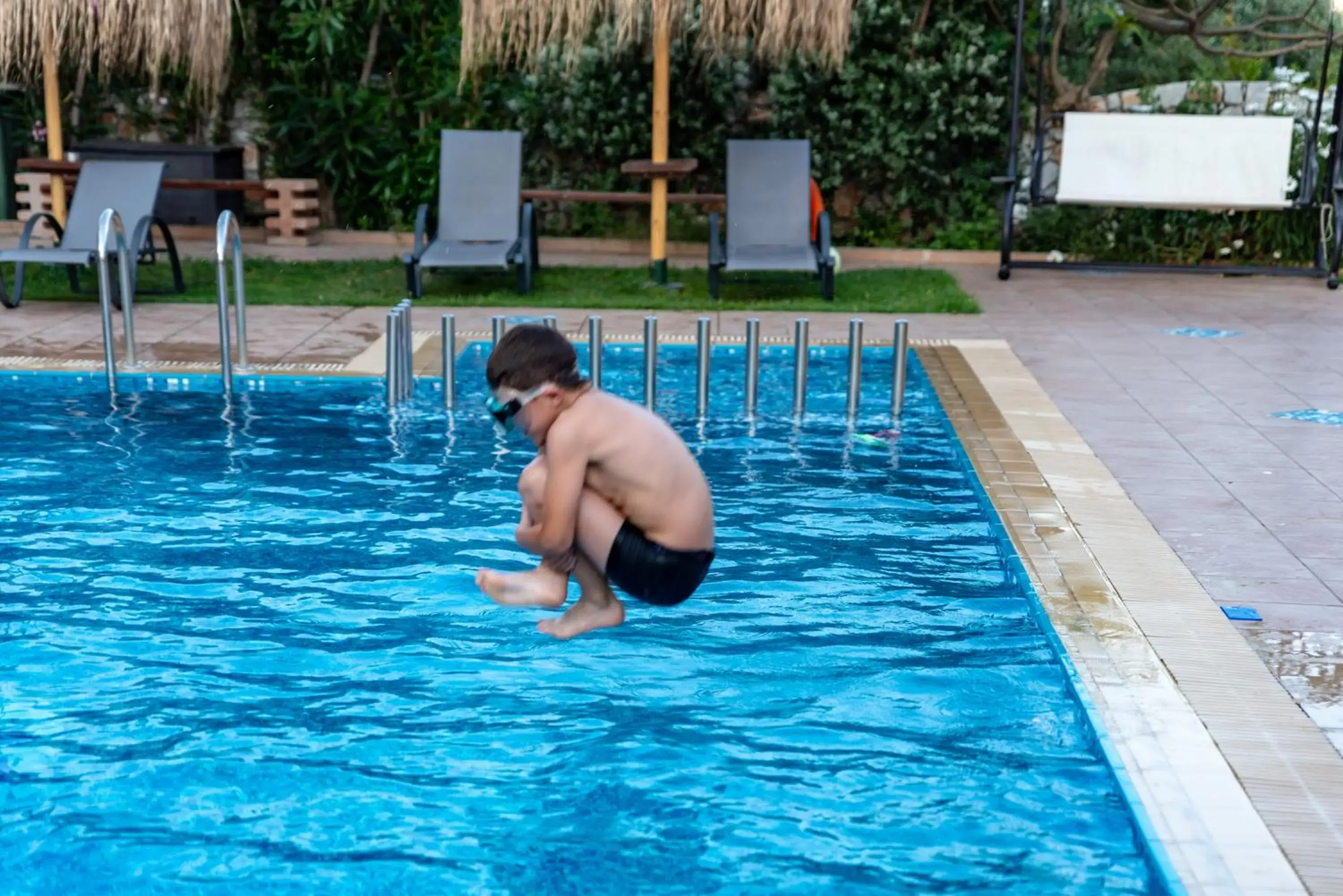 Swimming pool in Relax Hotel Swimming pool in Relax Hotel