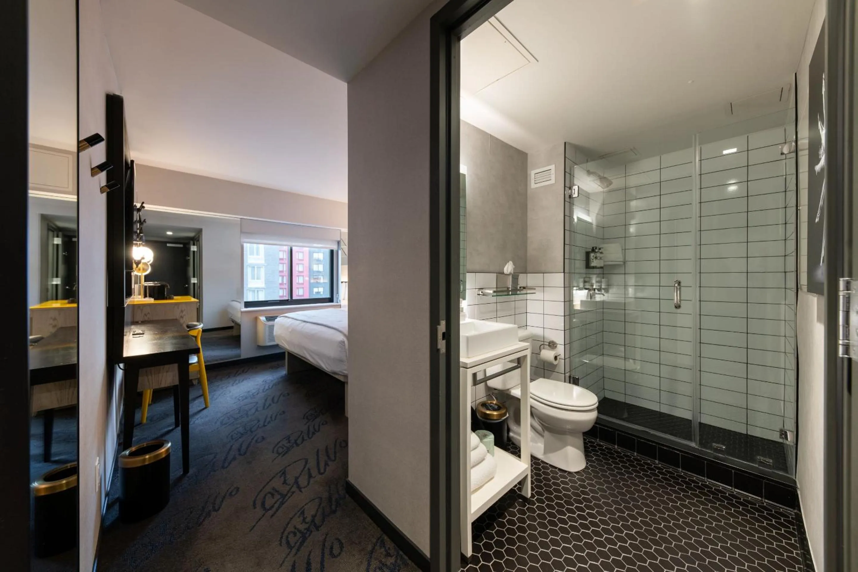 Bathroom, Bed in Pestana CR7 Times Square