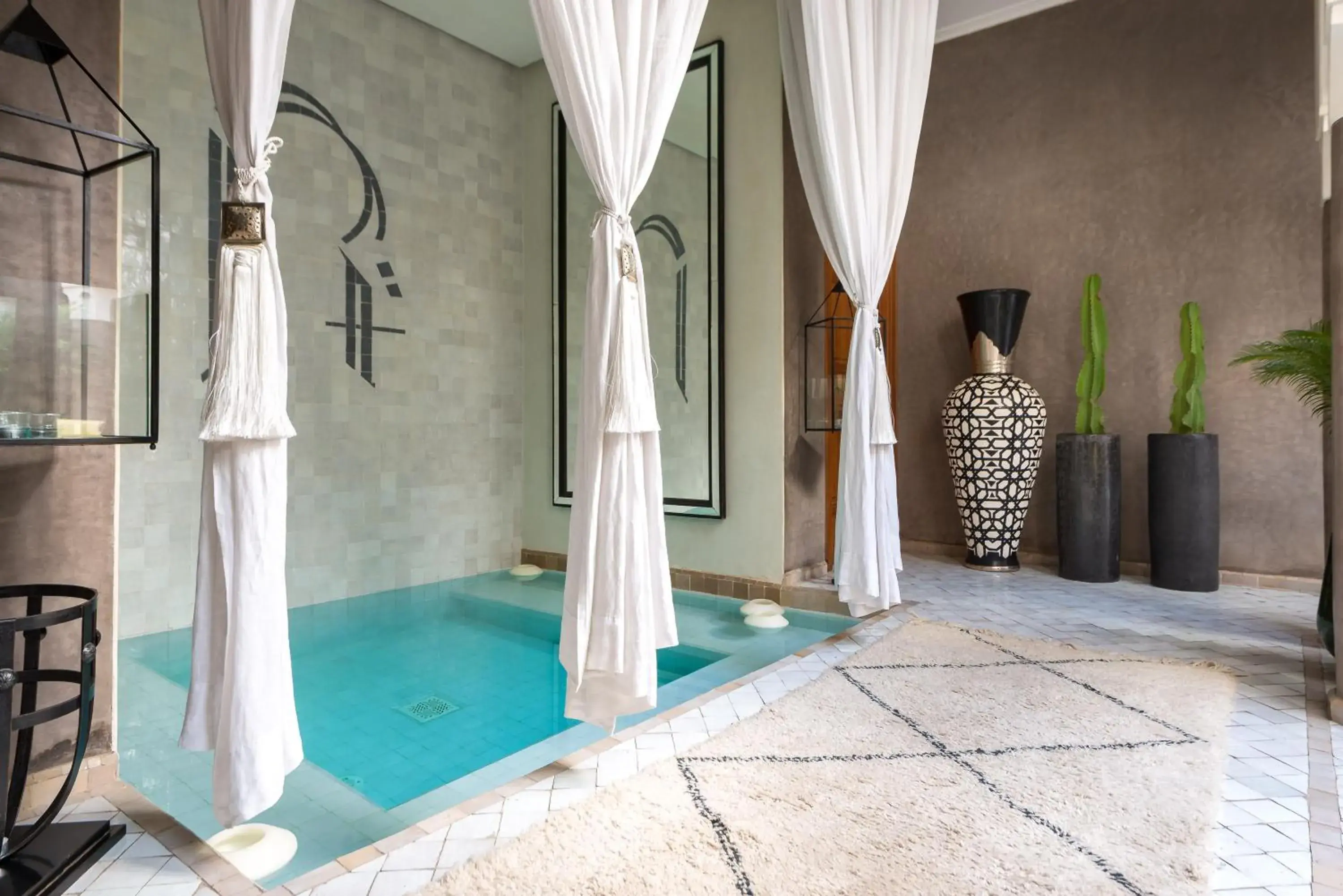 Swimming pool in Riad Houma Swimming pool in Riad Houma