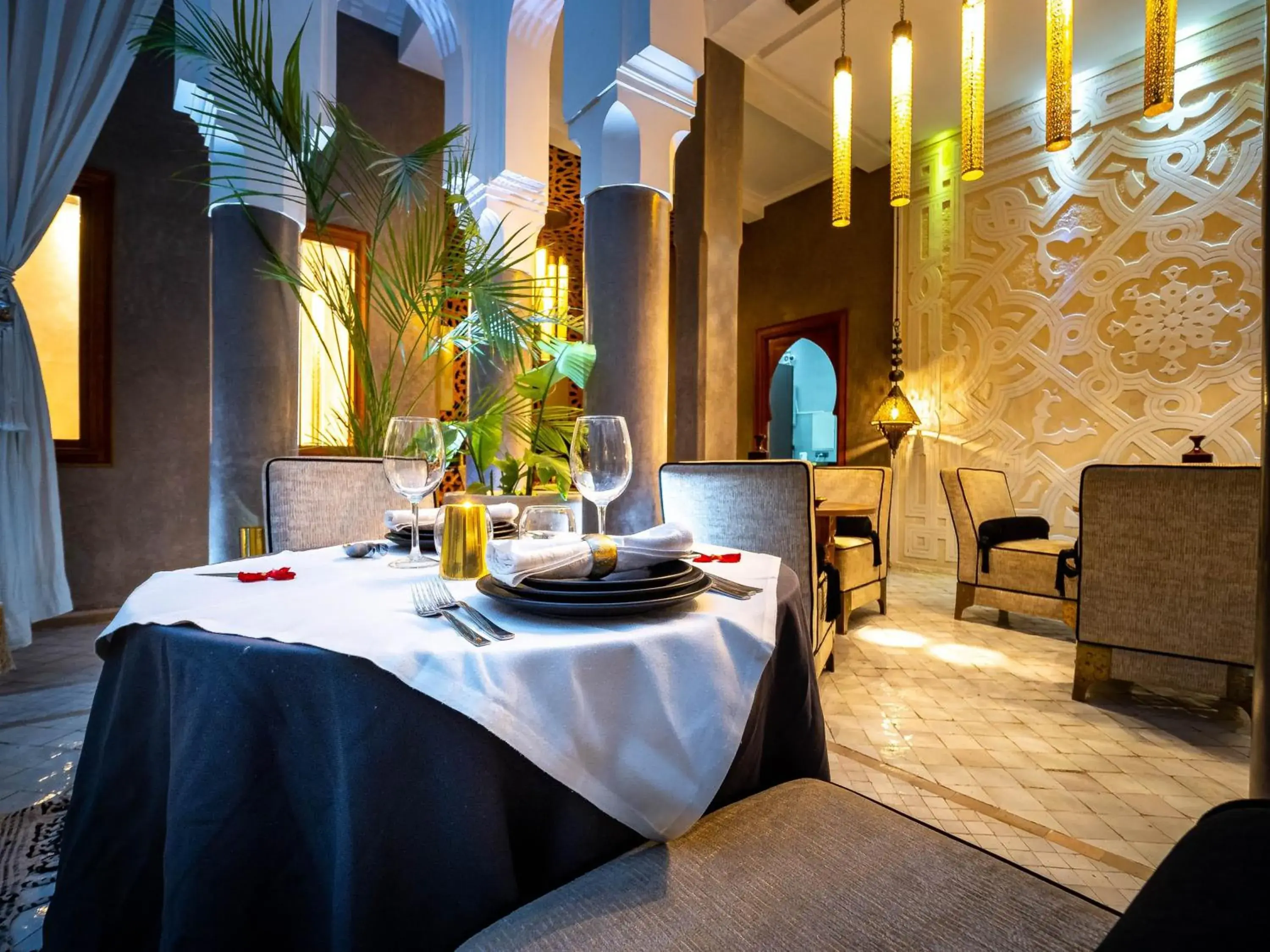 Restaurant/places to eat in Riad Houma Restaurant/places to eat in Riad Houma