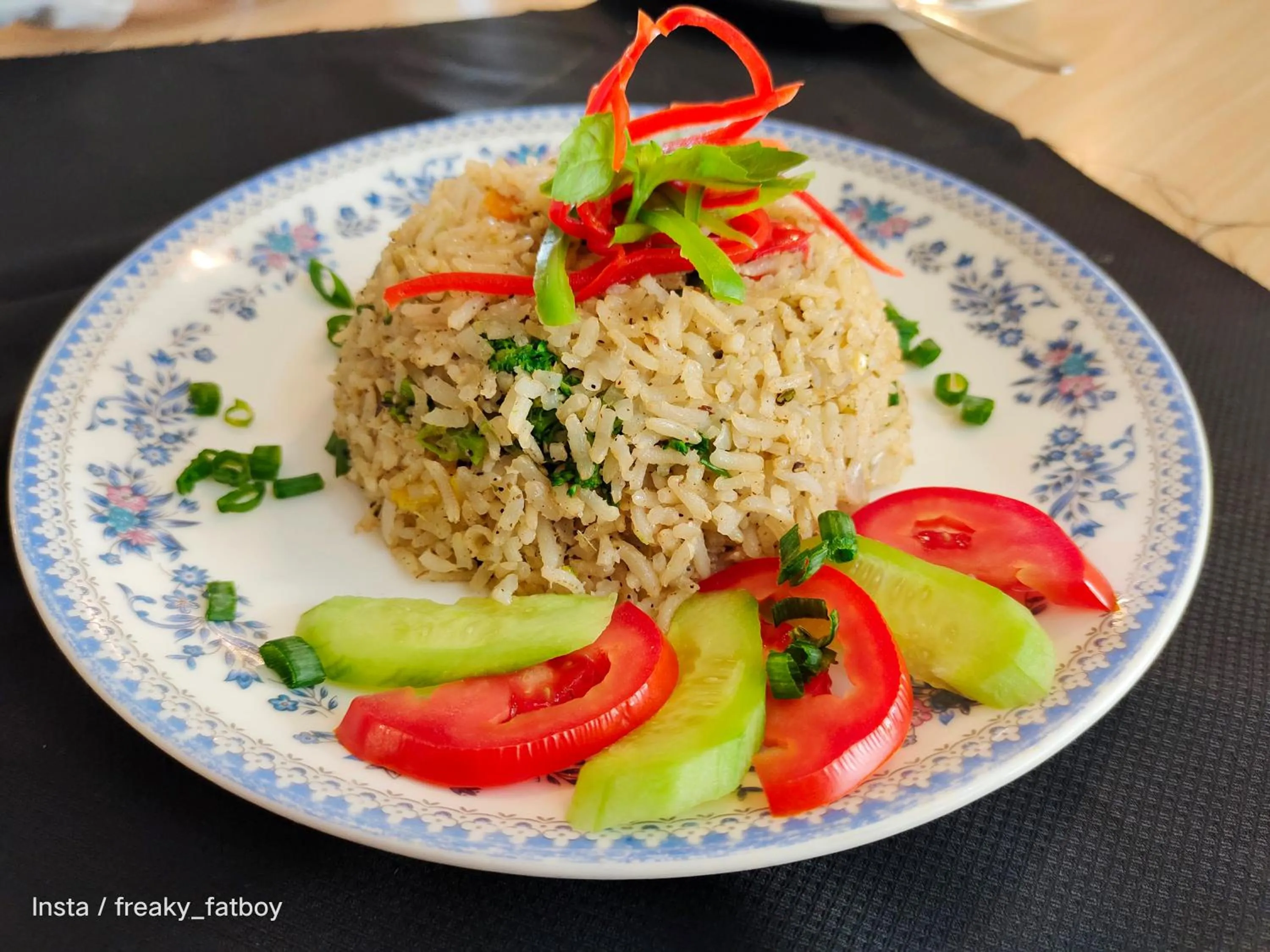 Restaurant/places to eat in Hotel Arya Niwas