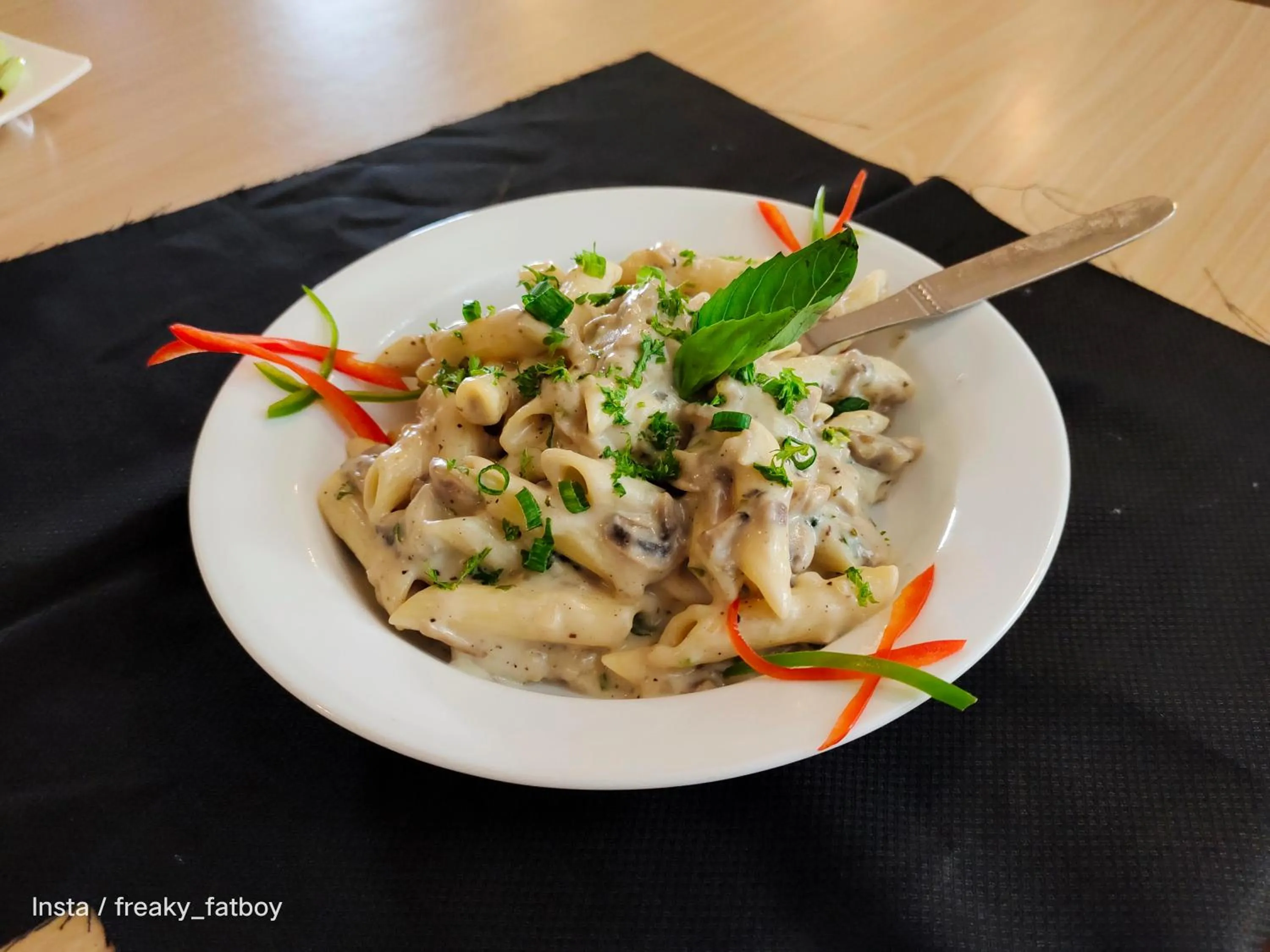 Food in Hotel Arya Niwas