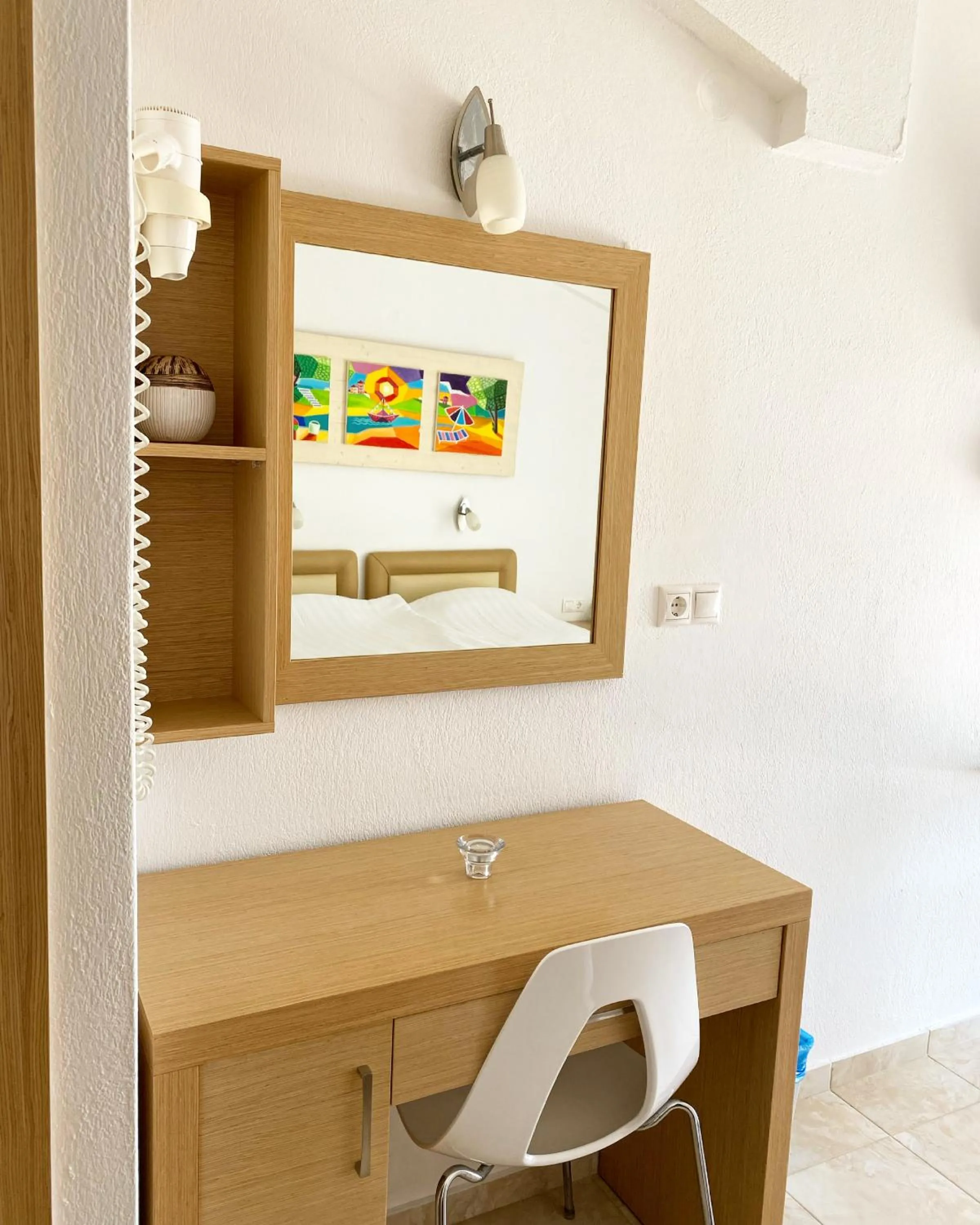 TV and multimedia in Anemoni Beach Hotel