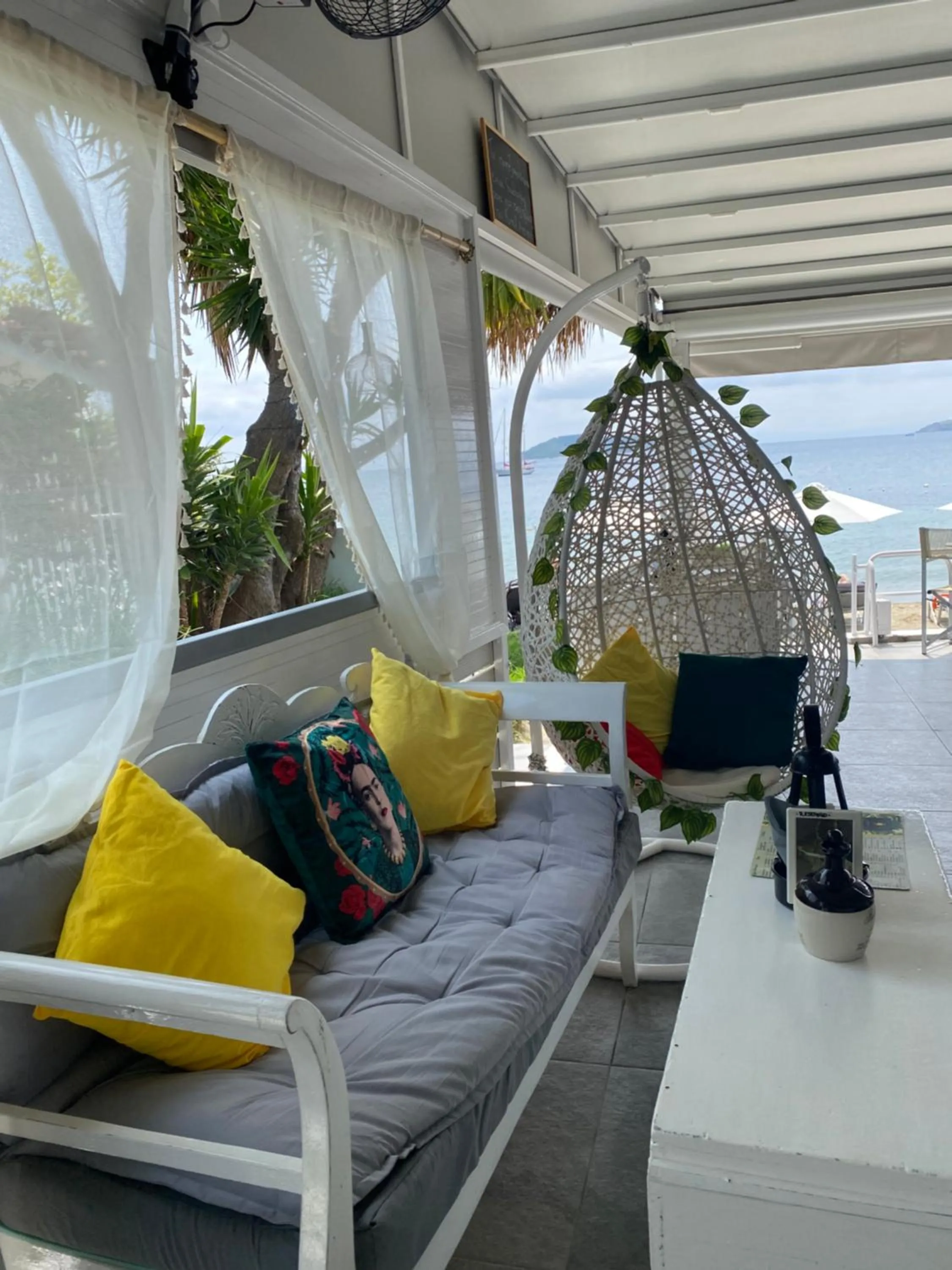 Restaurant/places to eat in Anemoni Beach Hotel