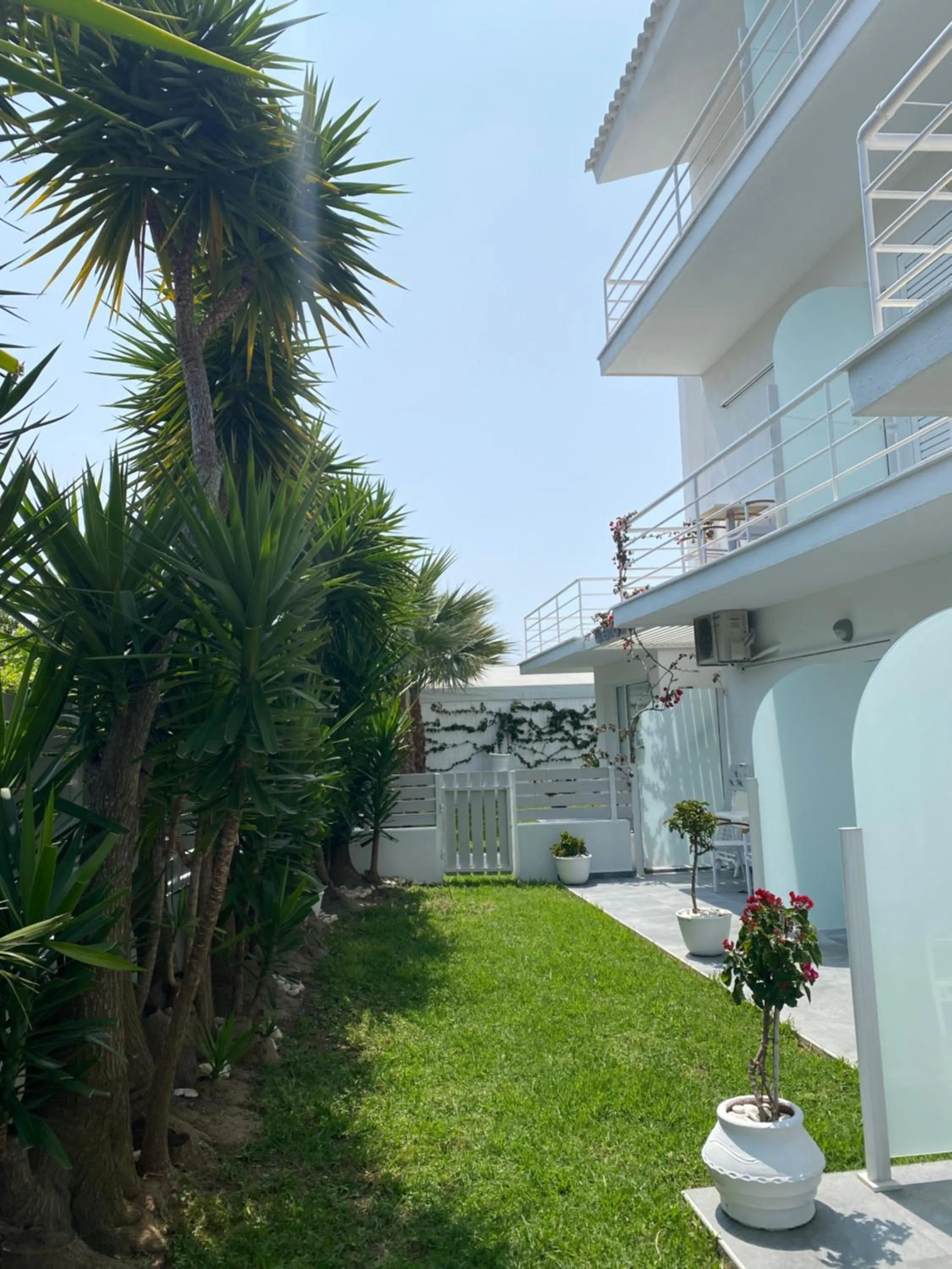 Garden view in Anemoni Beach Hotel