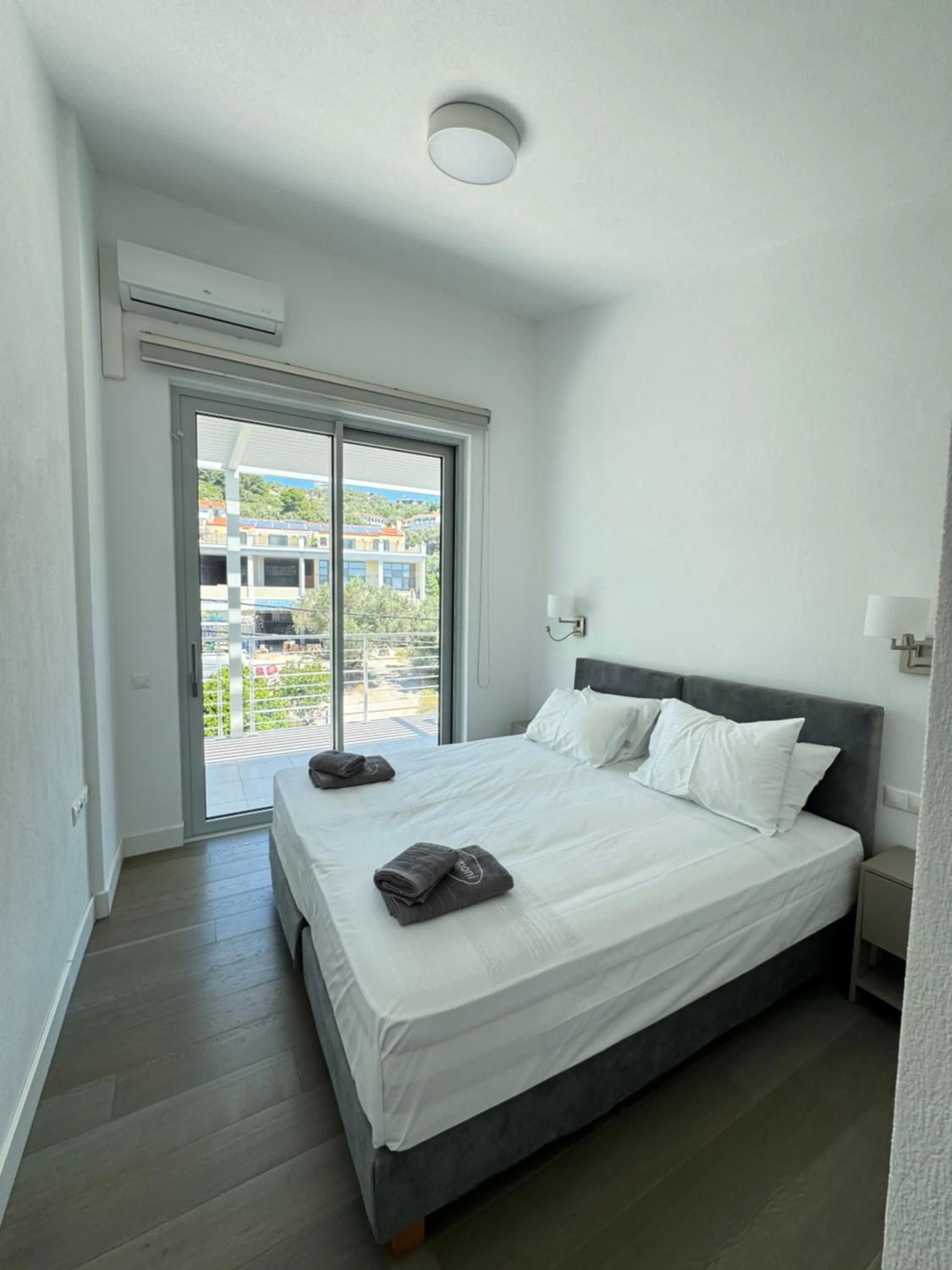 Bedroom, Bed in Anemoni Beach Hotel