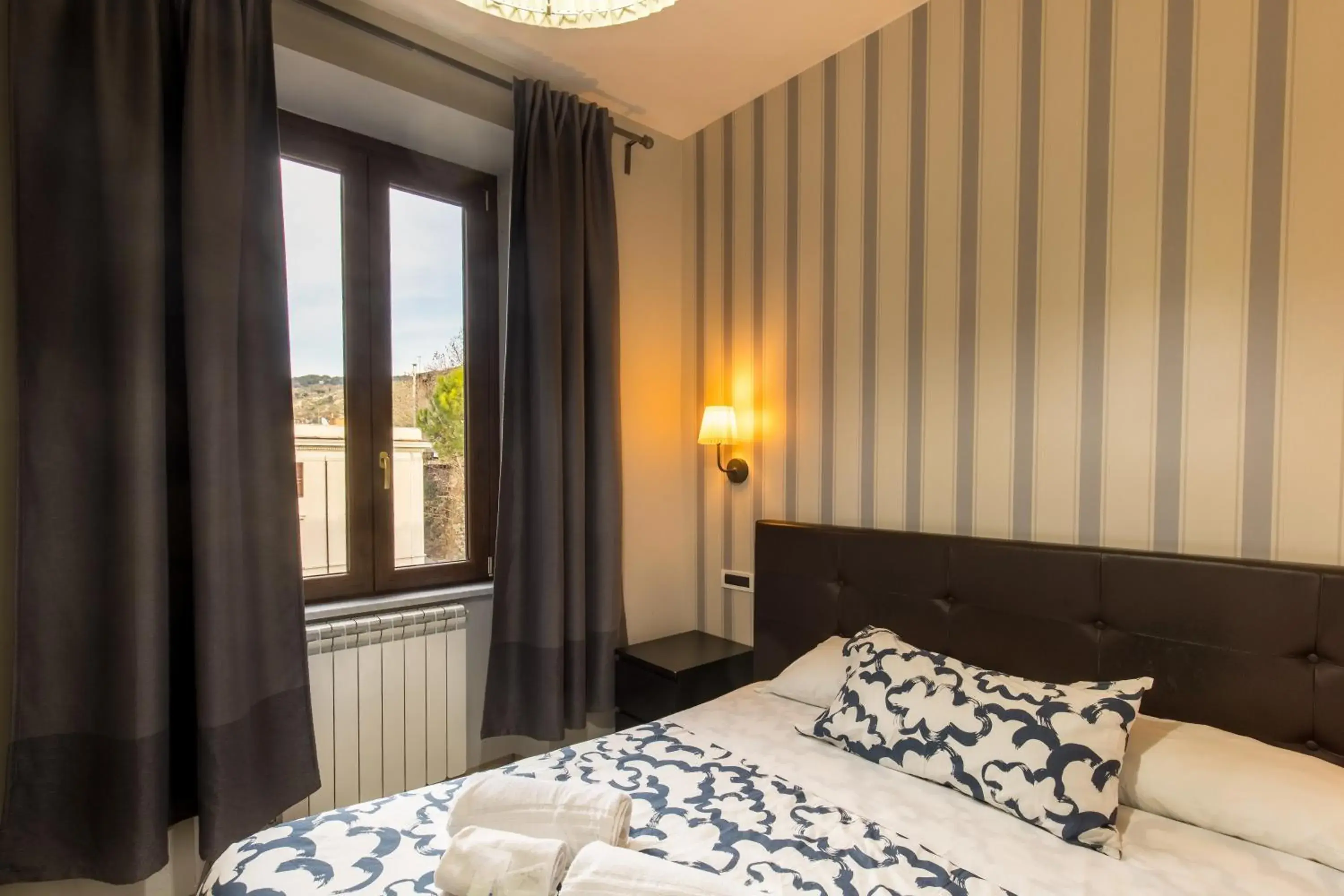 Bed in Palazzo Santori Bed in Palazzo Santori