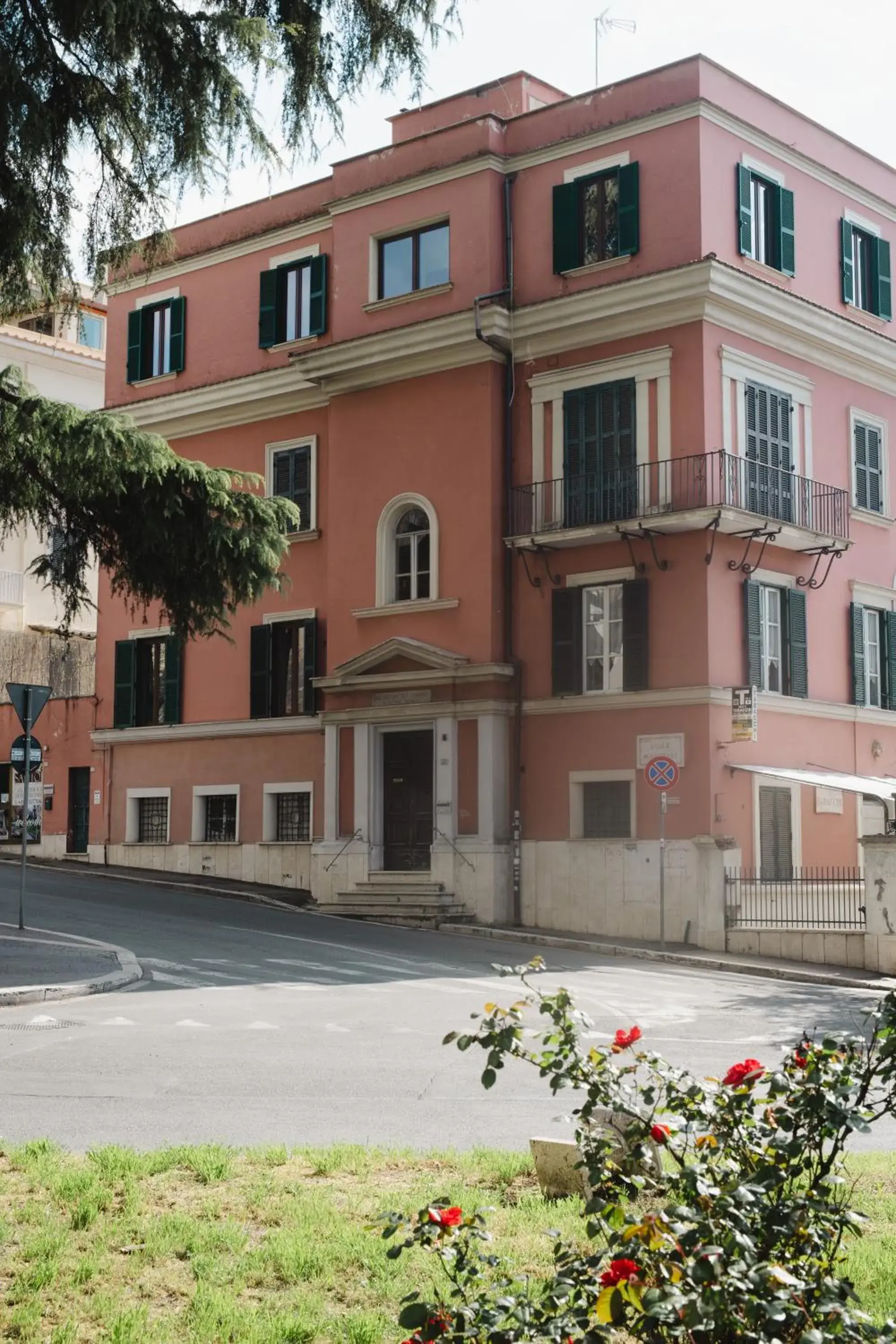 Property building in Palazzo Santori Property building in Palazzo Santori