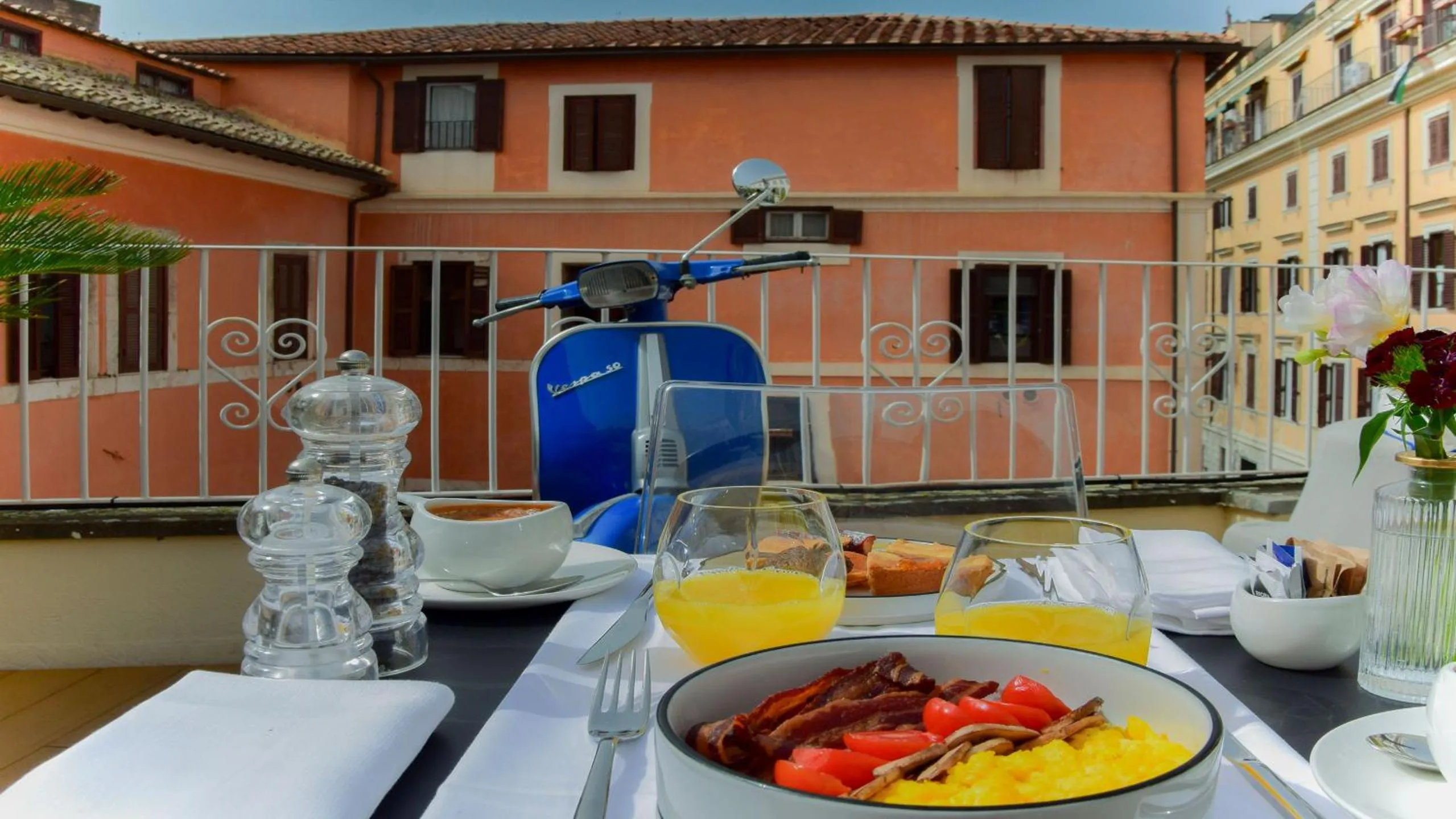 Breakfast in MyTALE Creative Academy Hotel