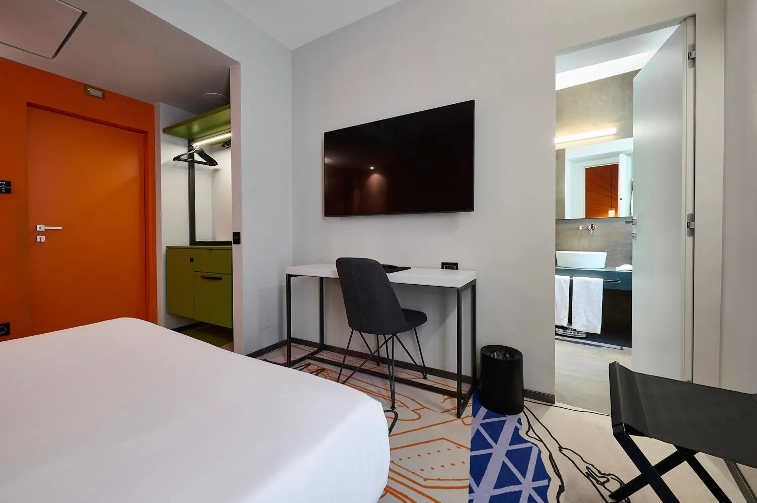 Bedroom, Bed in MyTALE Creative Academy Hotel