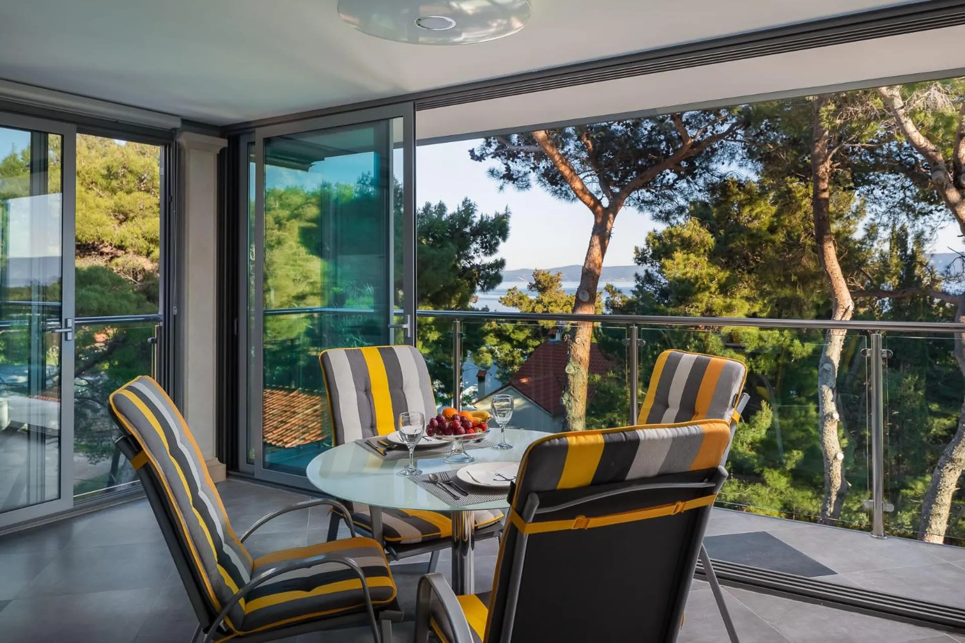 Dining area in VILLA AQUA - Adults Only