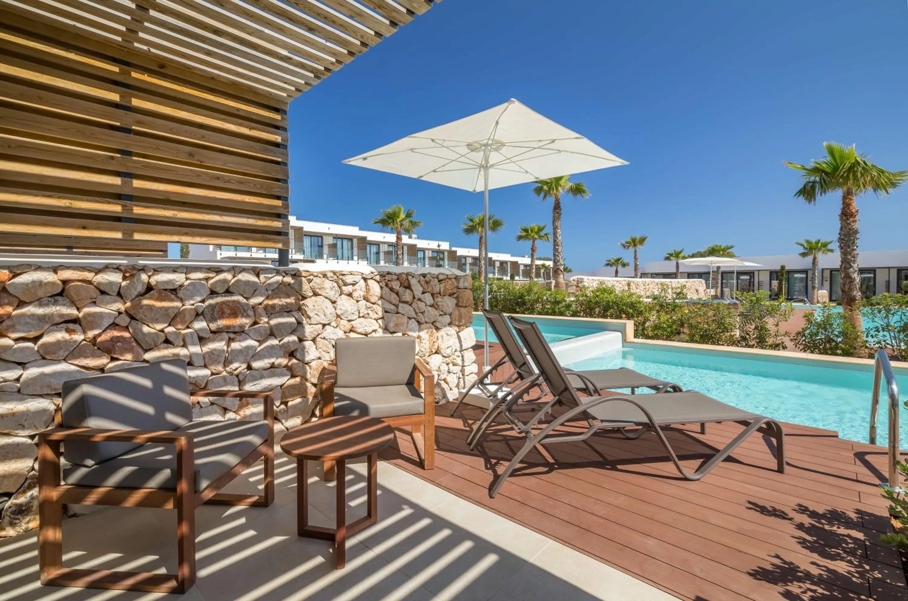 Photo of the whole room in Barceló Nura