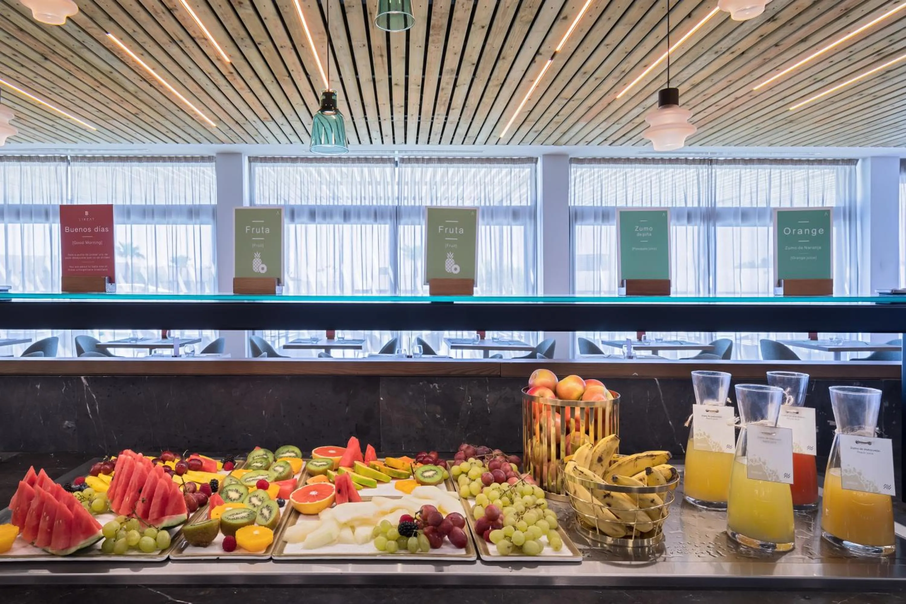 Food in Barceló Nura