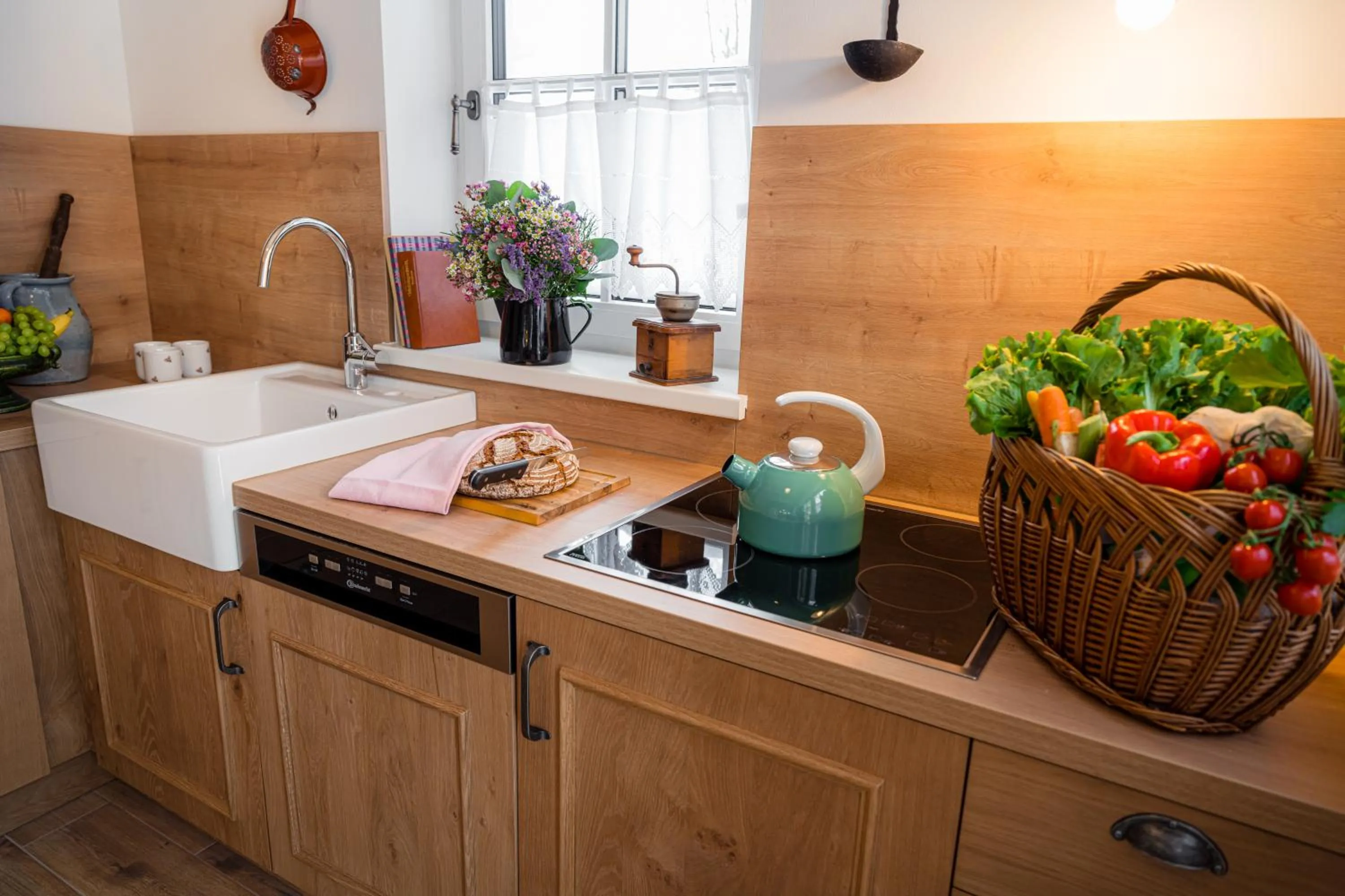 Kitchen or kitchenette in Narzissendorf Zloam - Ferien & Abenteuer am Grundlsee