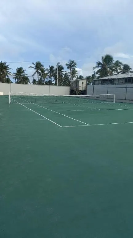 Tennis court in Salinas Premium resort