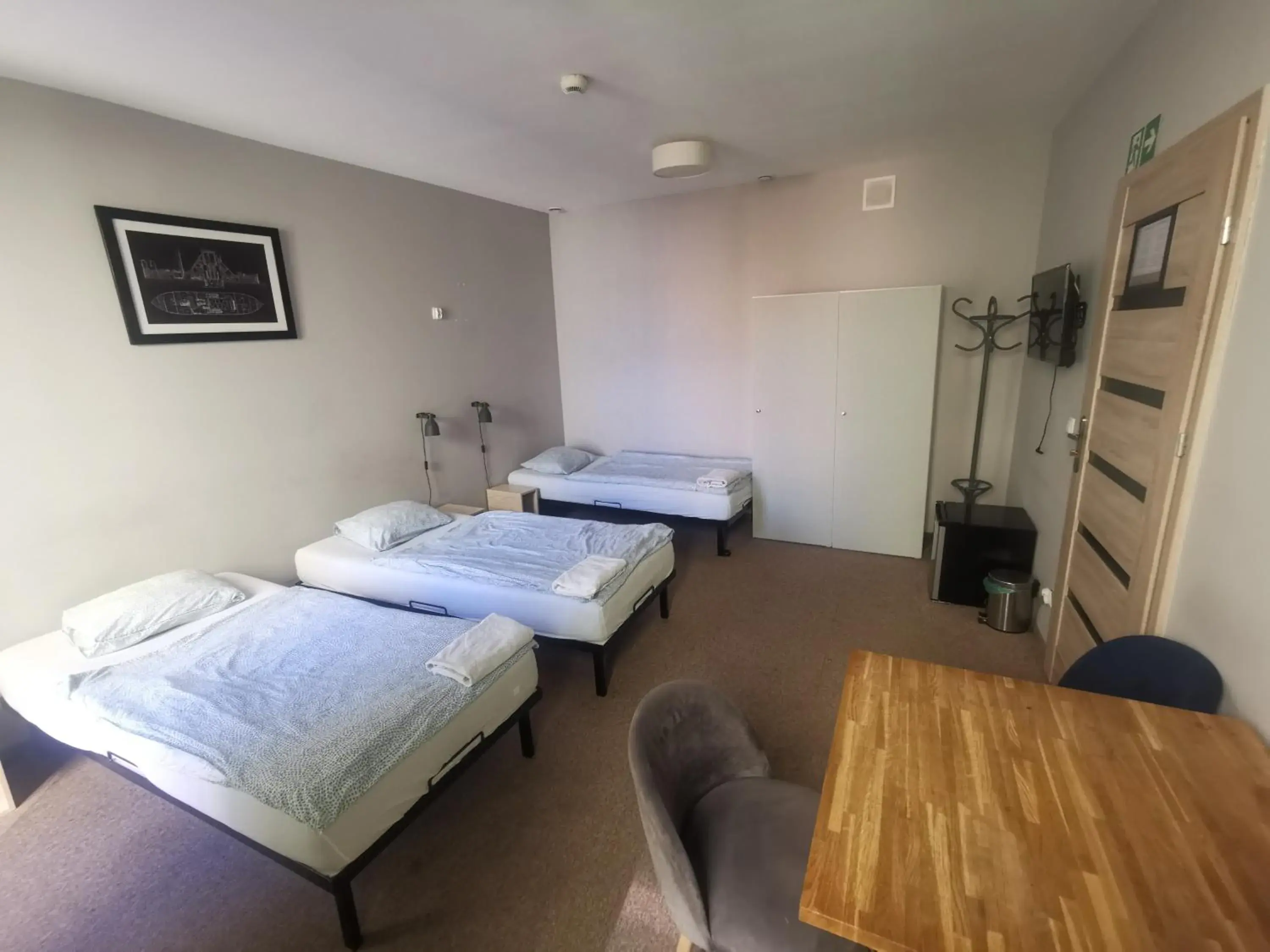 Quadruple Room with Shared Bathroom in Bemma Apart Hostel Quadruple Room with Shared Bathroom in Bemma Apart Hostel