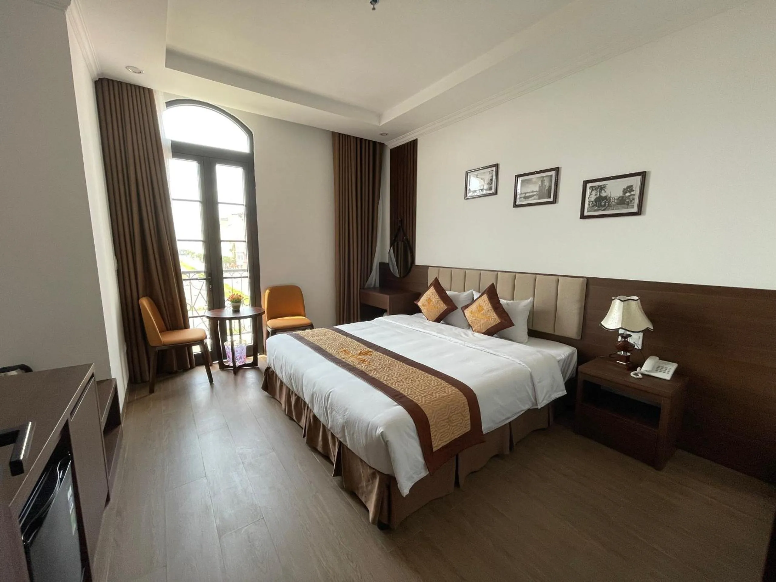 Bed in VĨNH KHANG HẠ LONG HOTEL