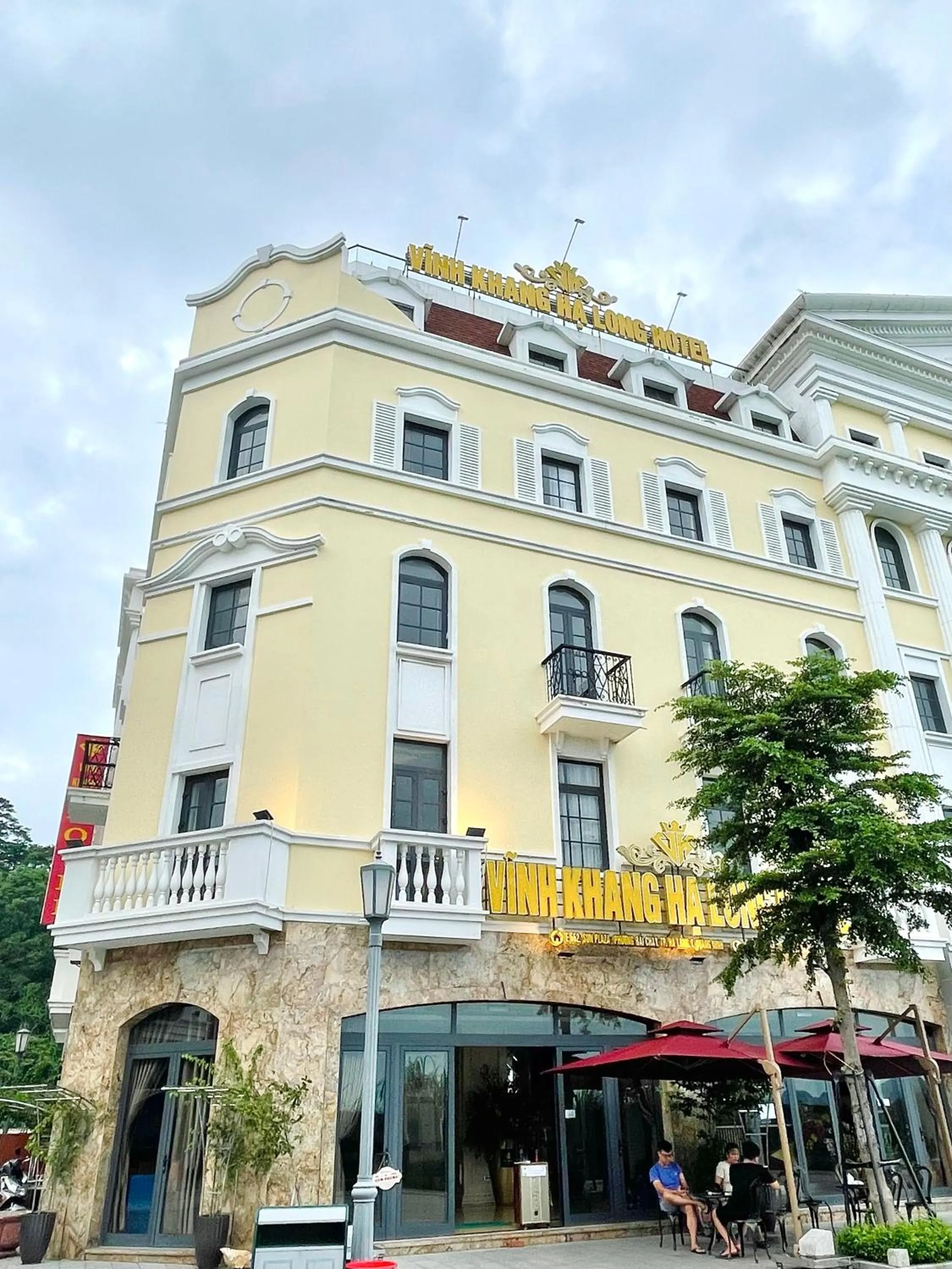 Property building in VĨNH KHANG HẠ LONG HOTEL