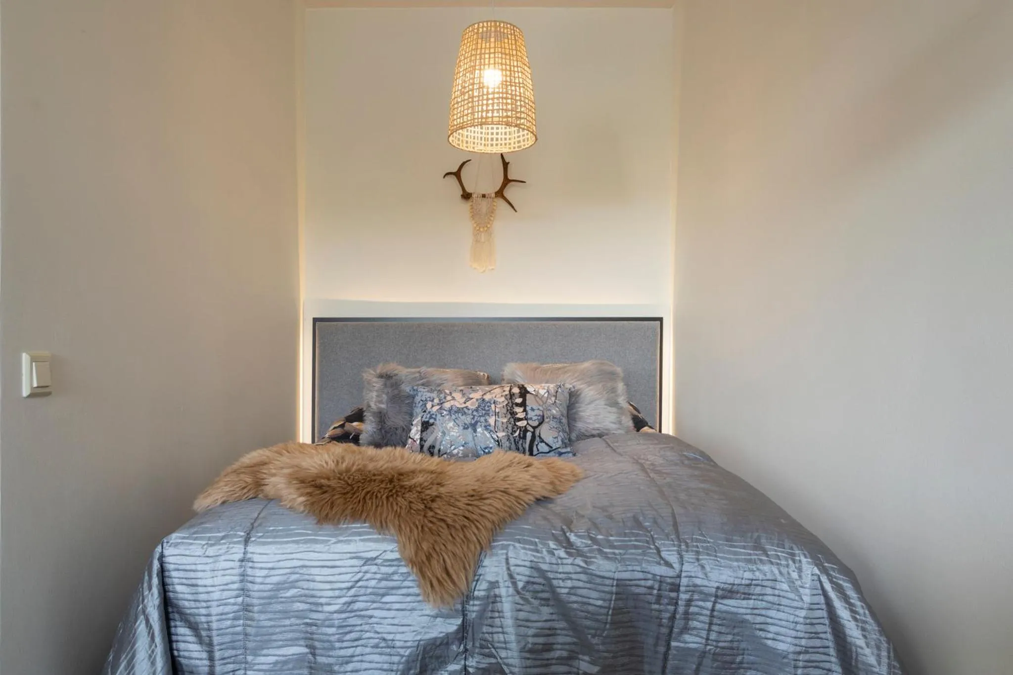 Vasko luxurious suites, Rakka