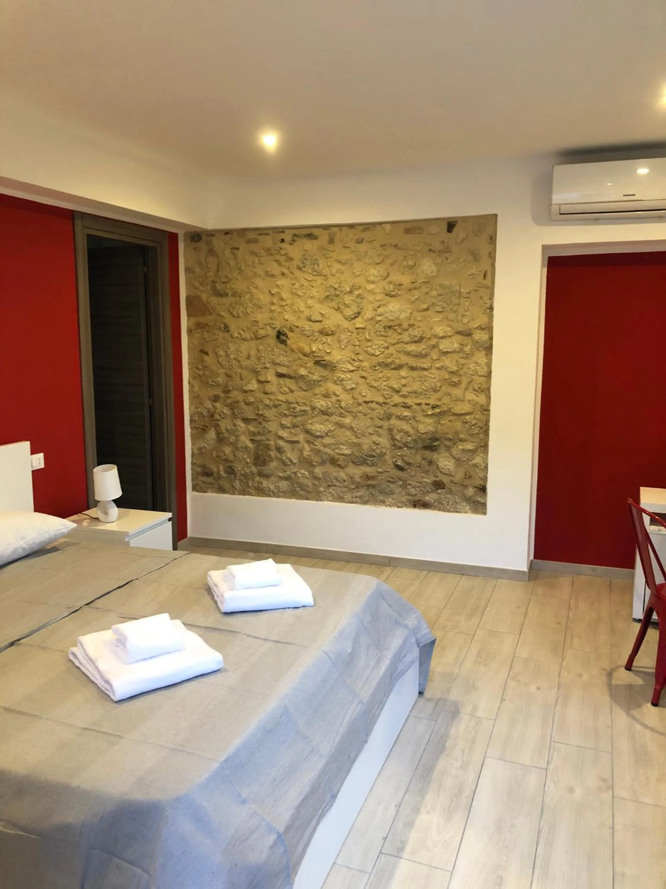 Bedroom, Bed in mammaCristina