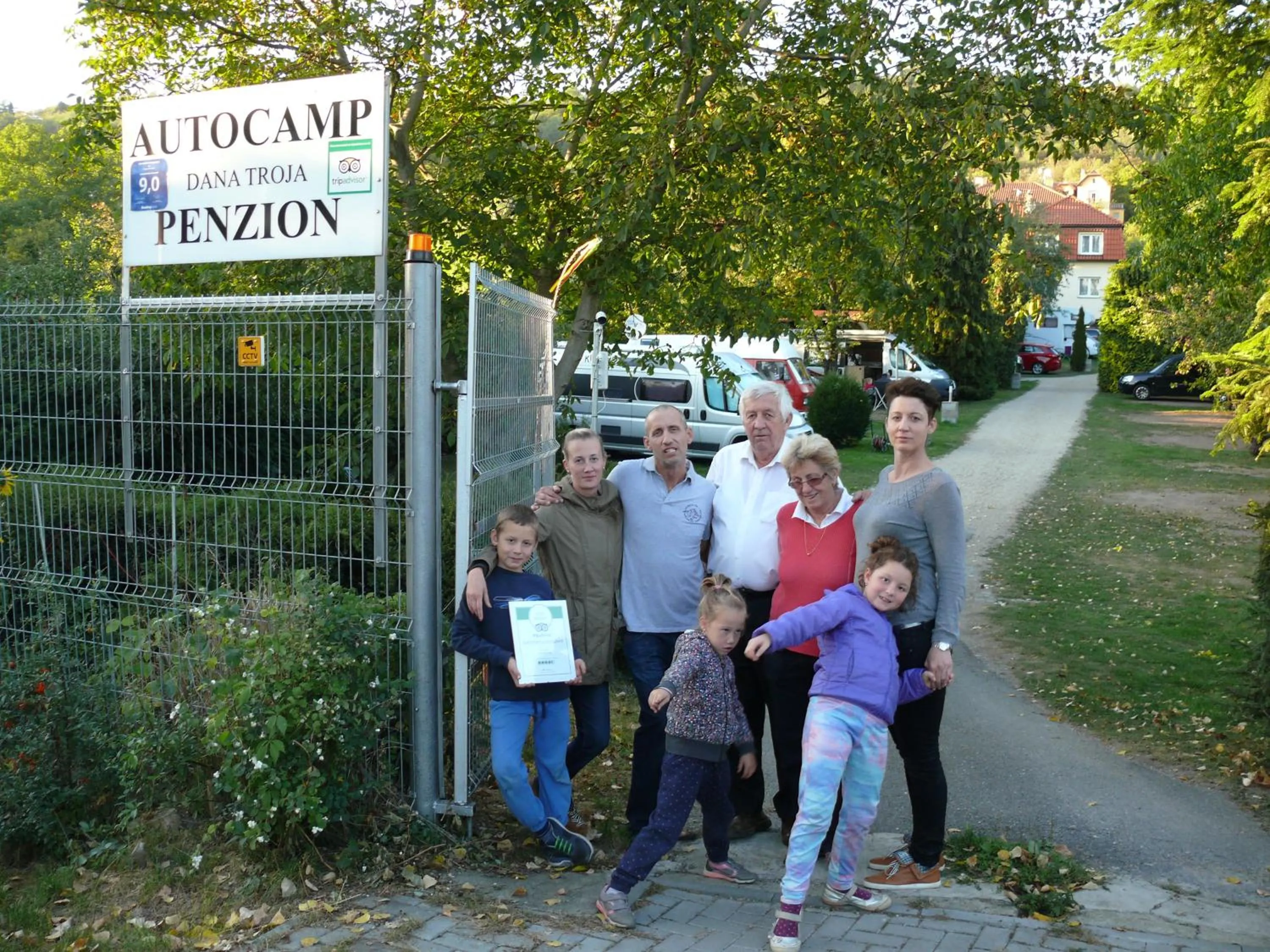 group of guests in Penzion Dana Troja