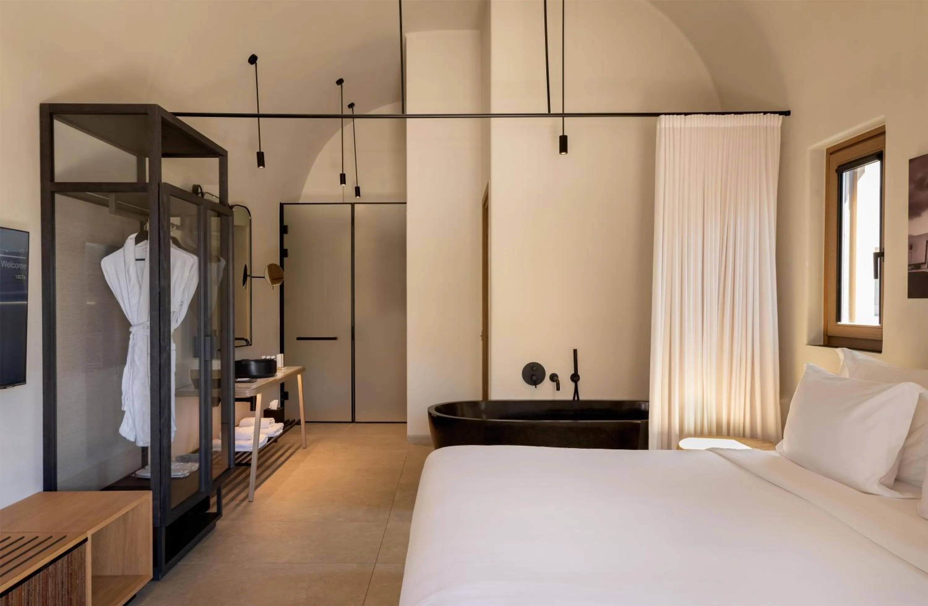 Photo of the whole room, Bed in Radisson Blu Zaffron Resort, Santorini