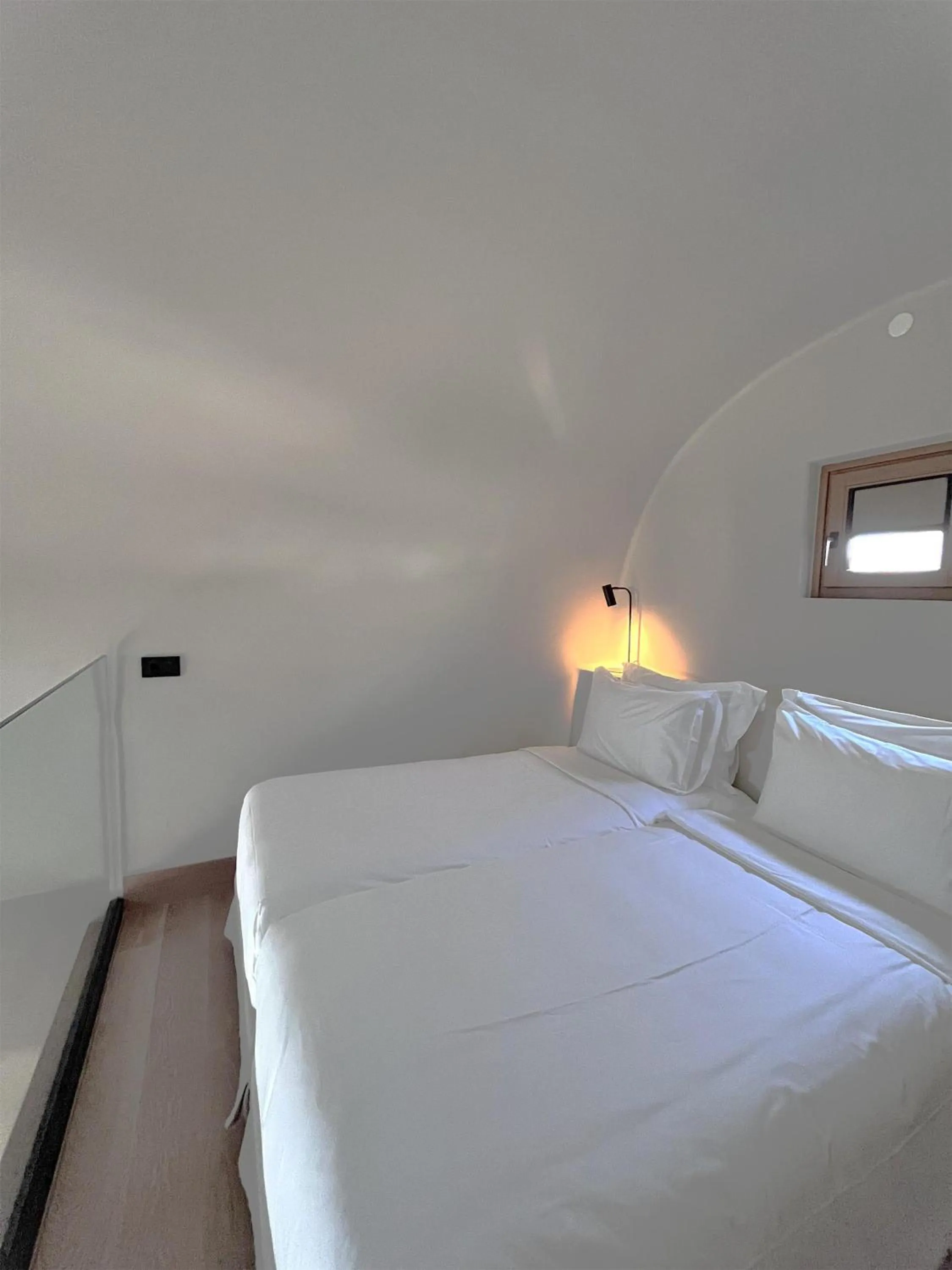 Photo of the whole room, Bed in Radisson Blu Zaffron Resort, Santorini