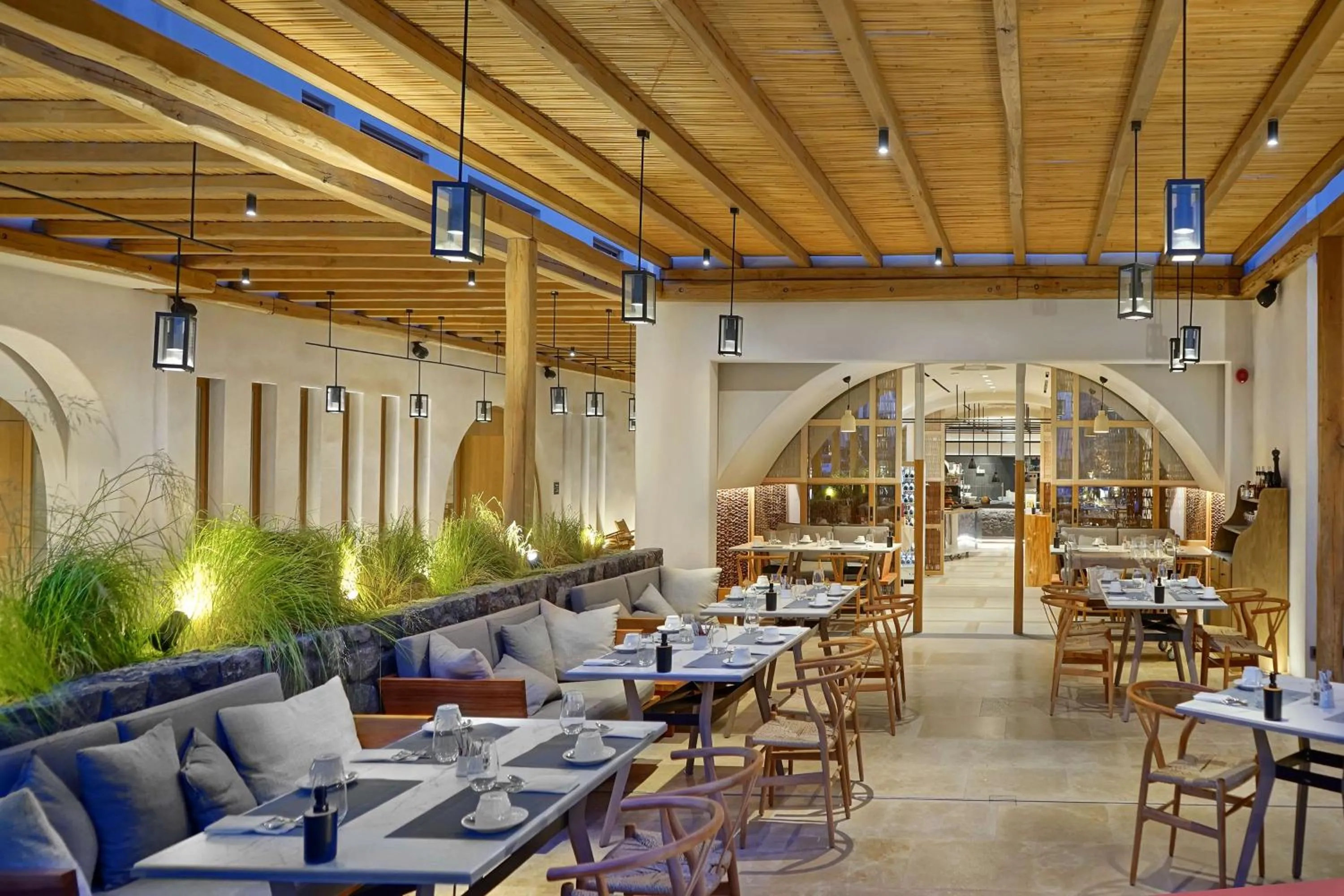 Restaurant/places to eat in Radisson Blu Zaffron Resort, Santorini