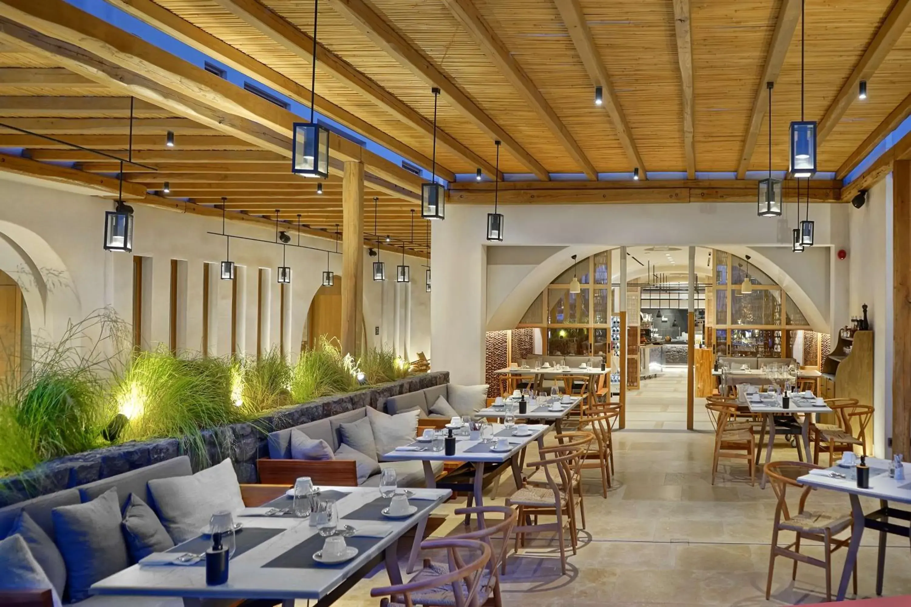 Restaurant/places to eat in Radisson Blu Zaffron Resort, Santorini Restaurant/places to eat in Radisson Blu Zaffron Resort, Santorini