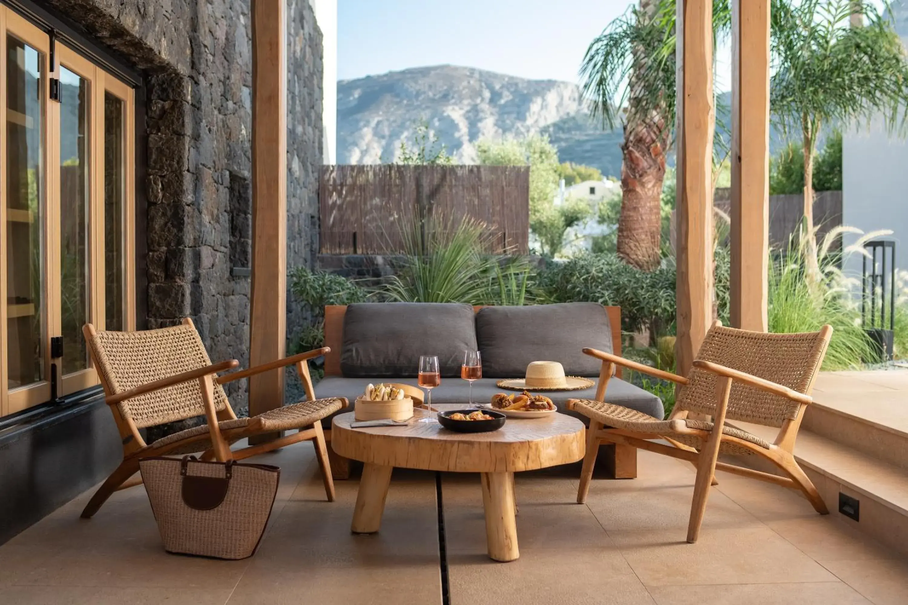 Restaurant/places to eat in Radisson Blu Zaffron Resort, Santorini Restaurant/places to eat in Radisson Blu Zaffron Resort, Santorini