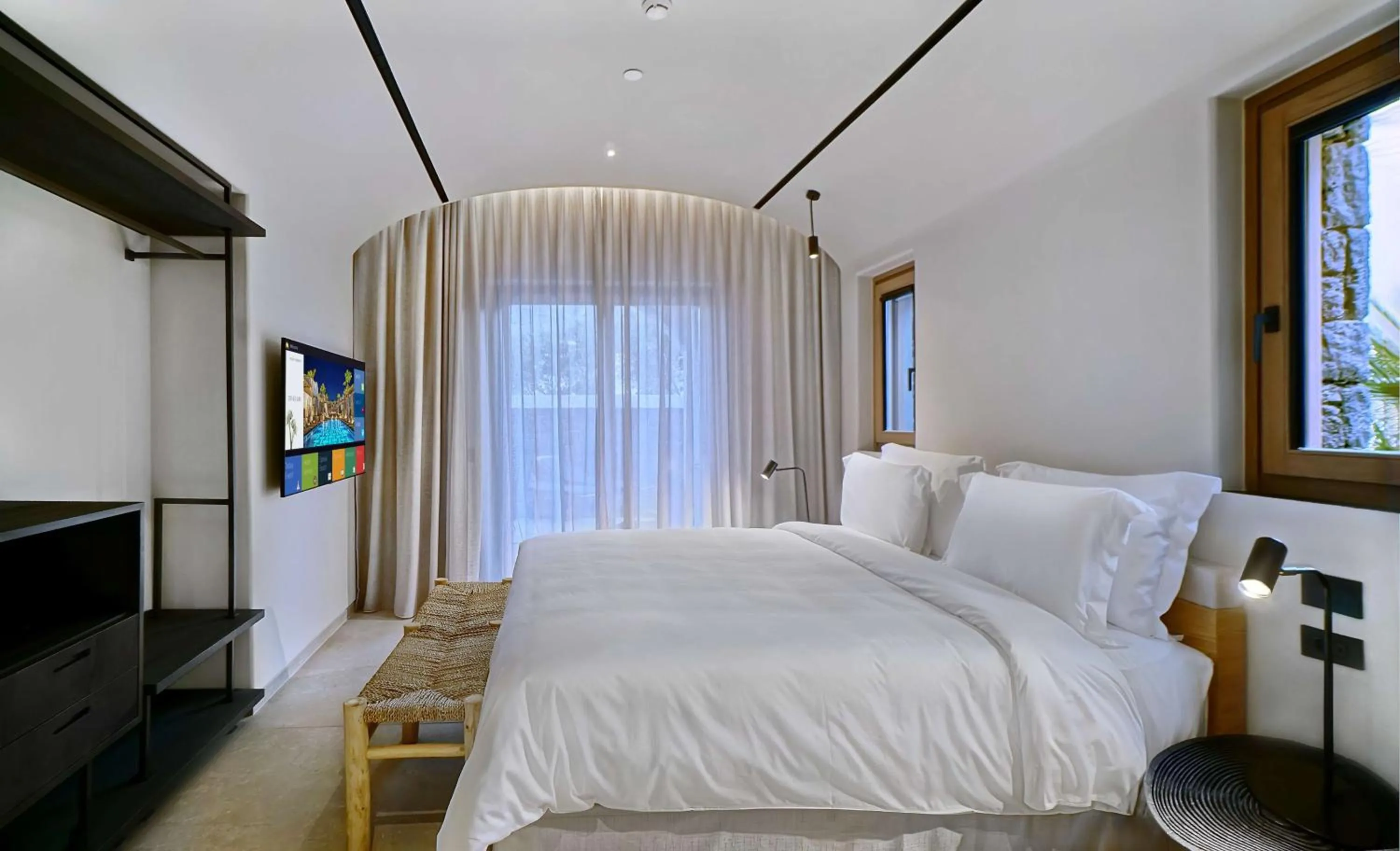 Photo of the whole room, Bed in Radisson Blu Zaffron Resort, Santorini