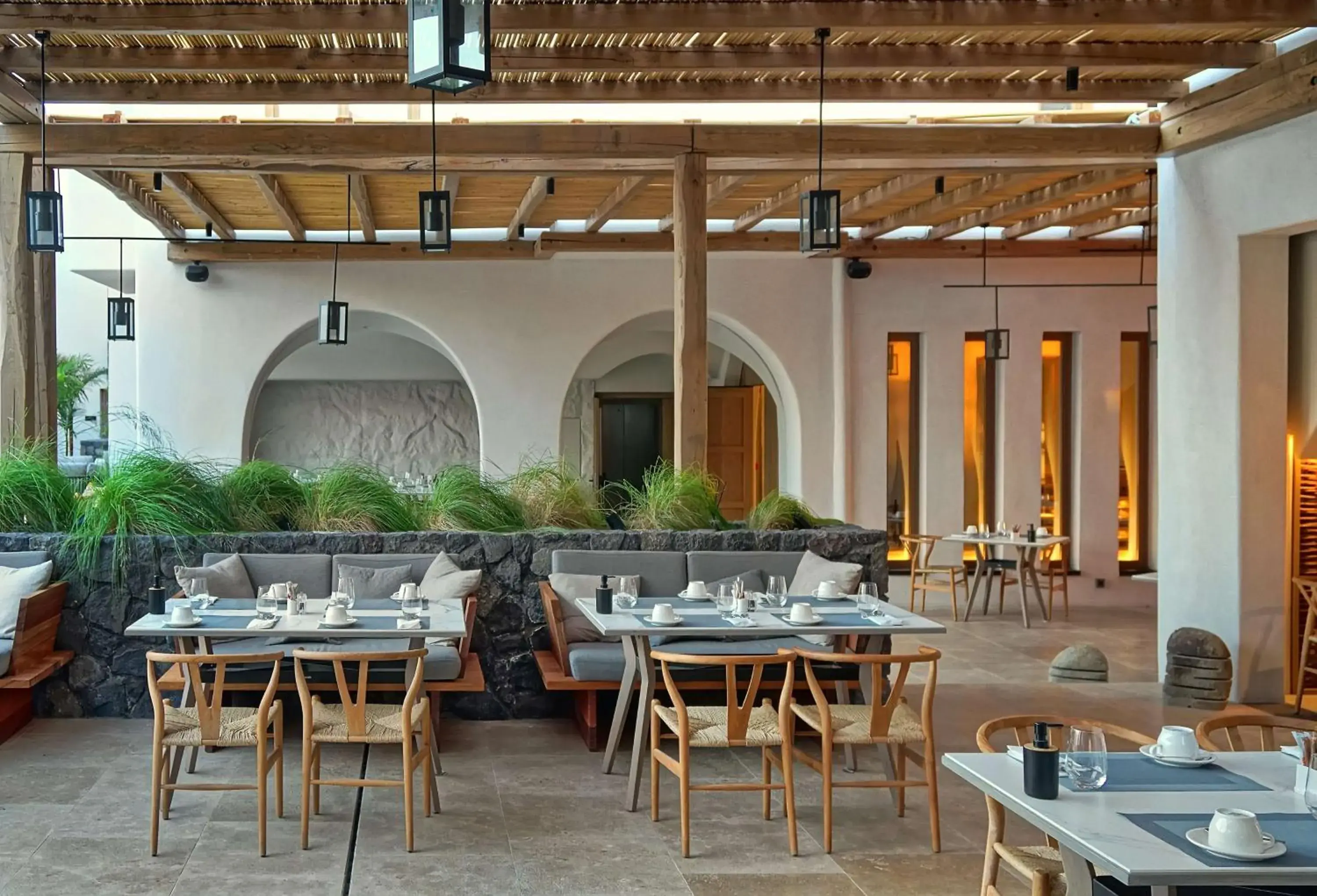 Restaurant/places to eat in Radisson Blu Zaffron Resort, Santorini Restaurant/places to eat in Radisson Blu Zaffron Resort, Santorini