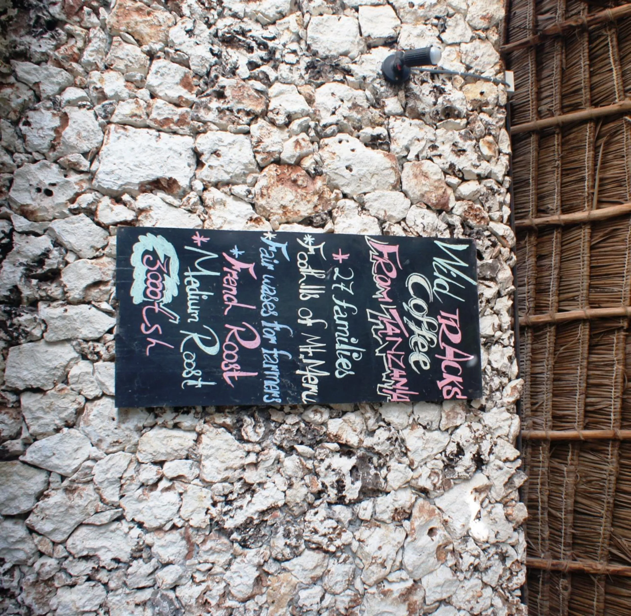 Restaurant/places to eat in Smiles Beach Hotel