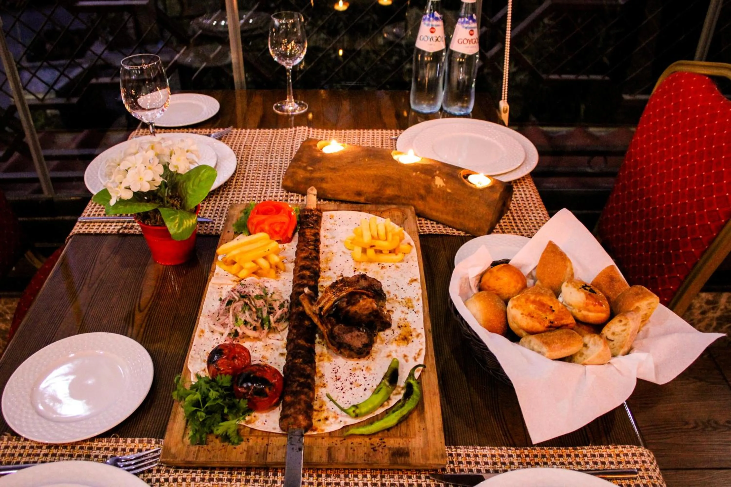 Food and drinks in Sheki Palace Hotel