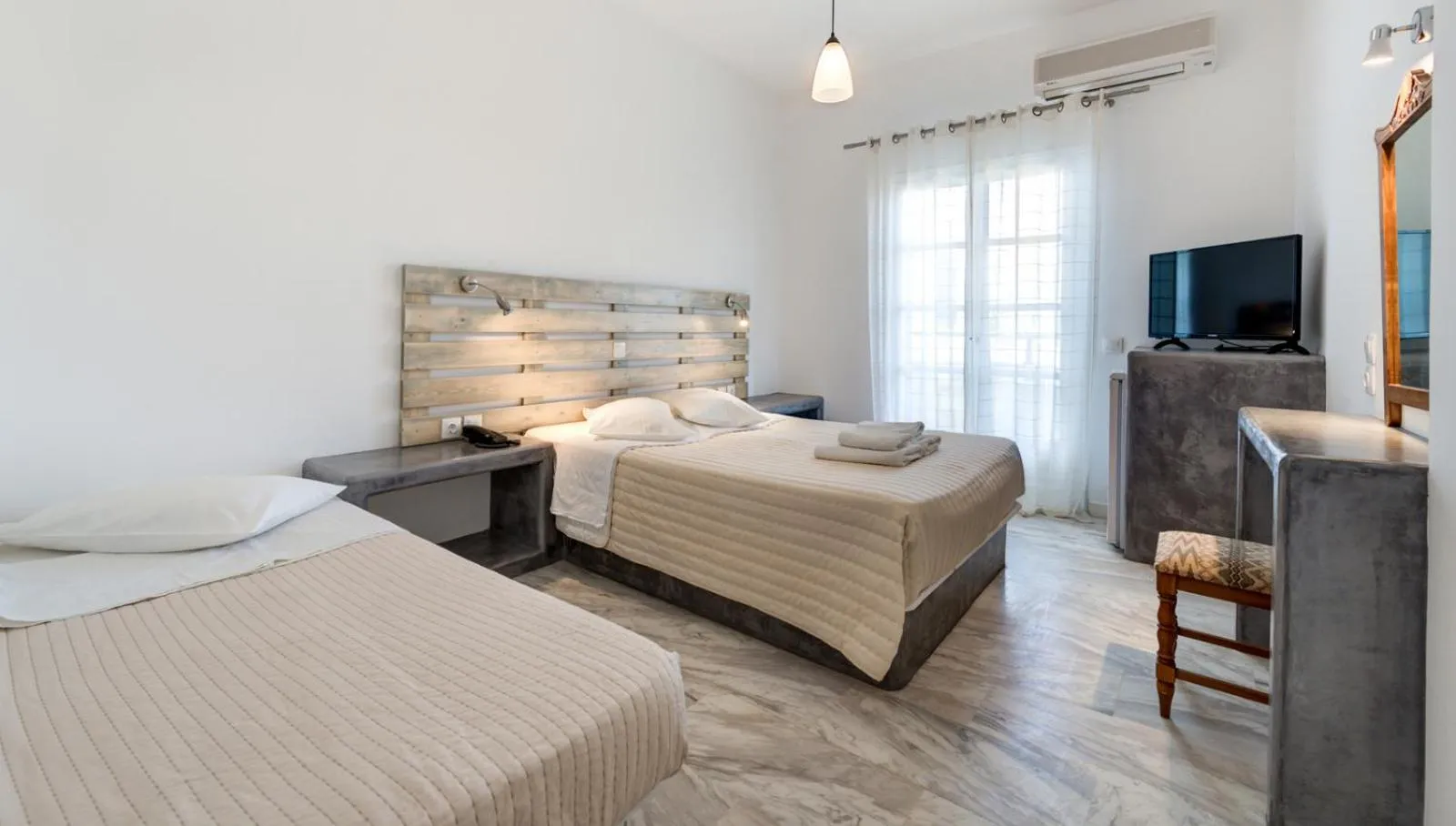 Bed in HOTEL MOHITERO