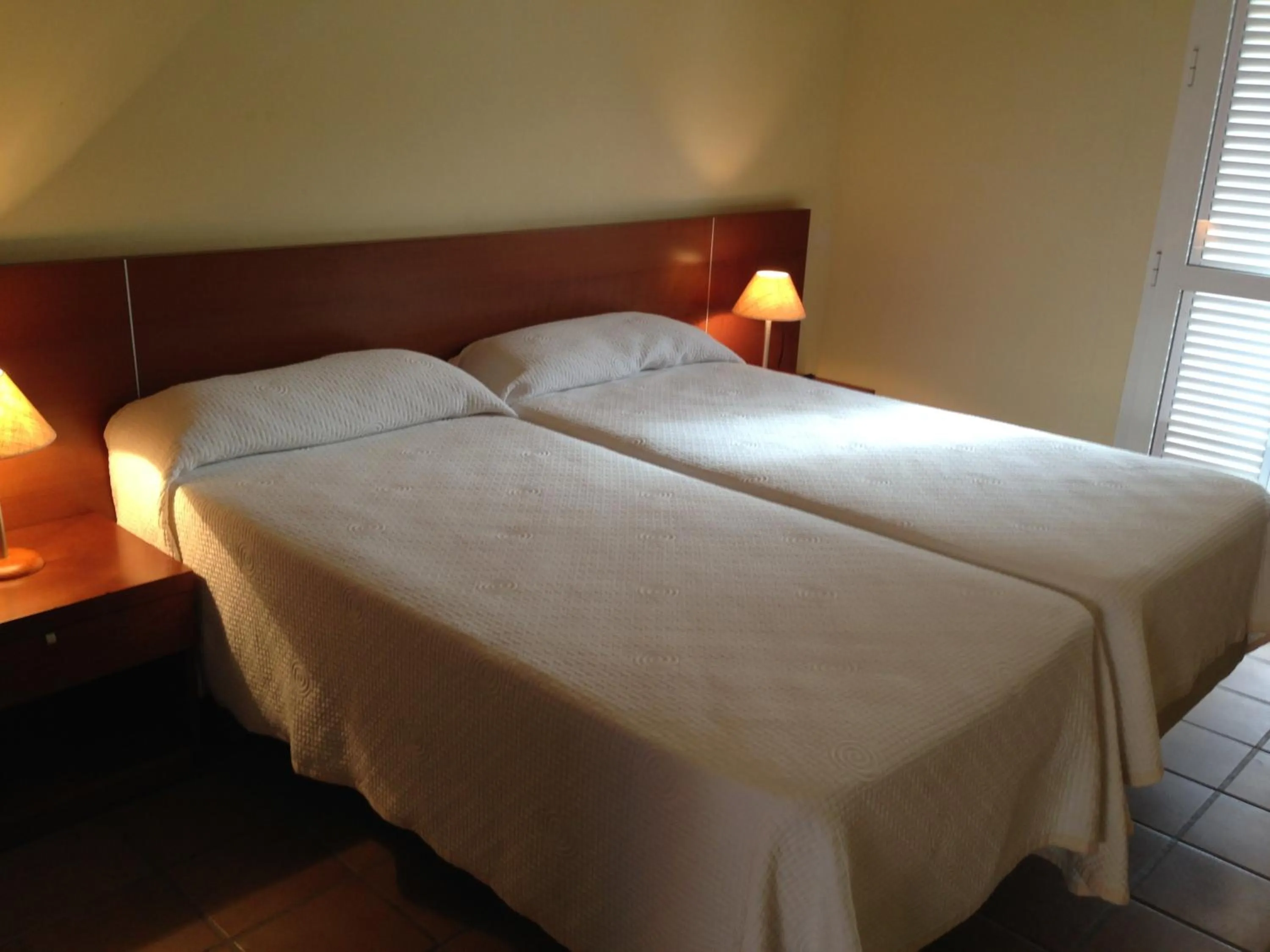 Bed in Albergue De Puntas De Calnegre
