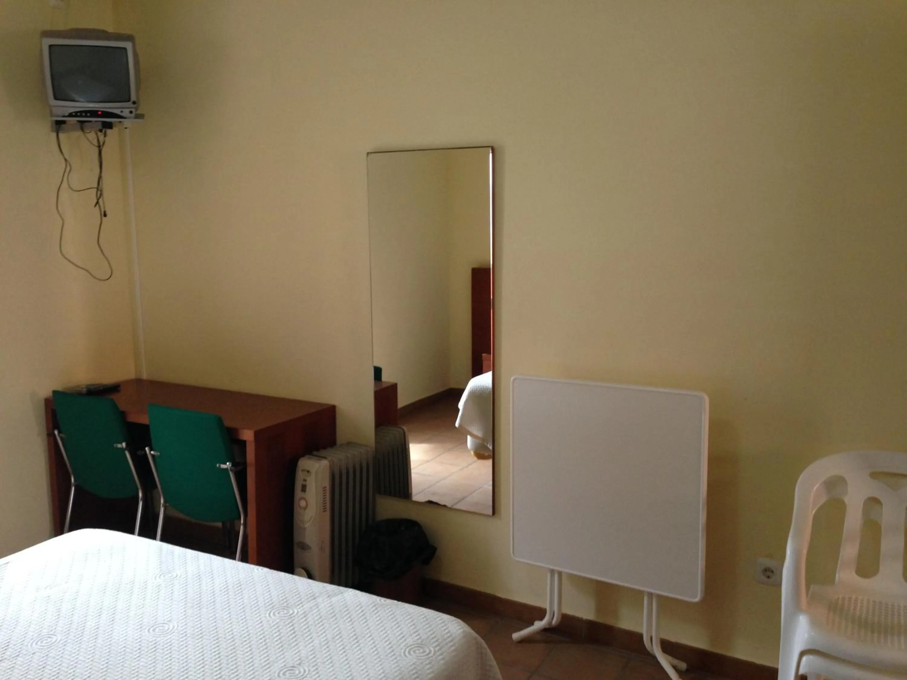 Bed in Albergue De Puntas De Calnegre