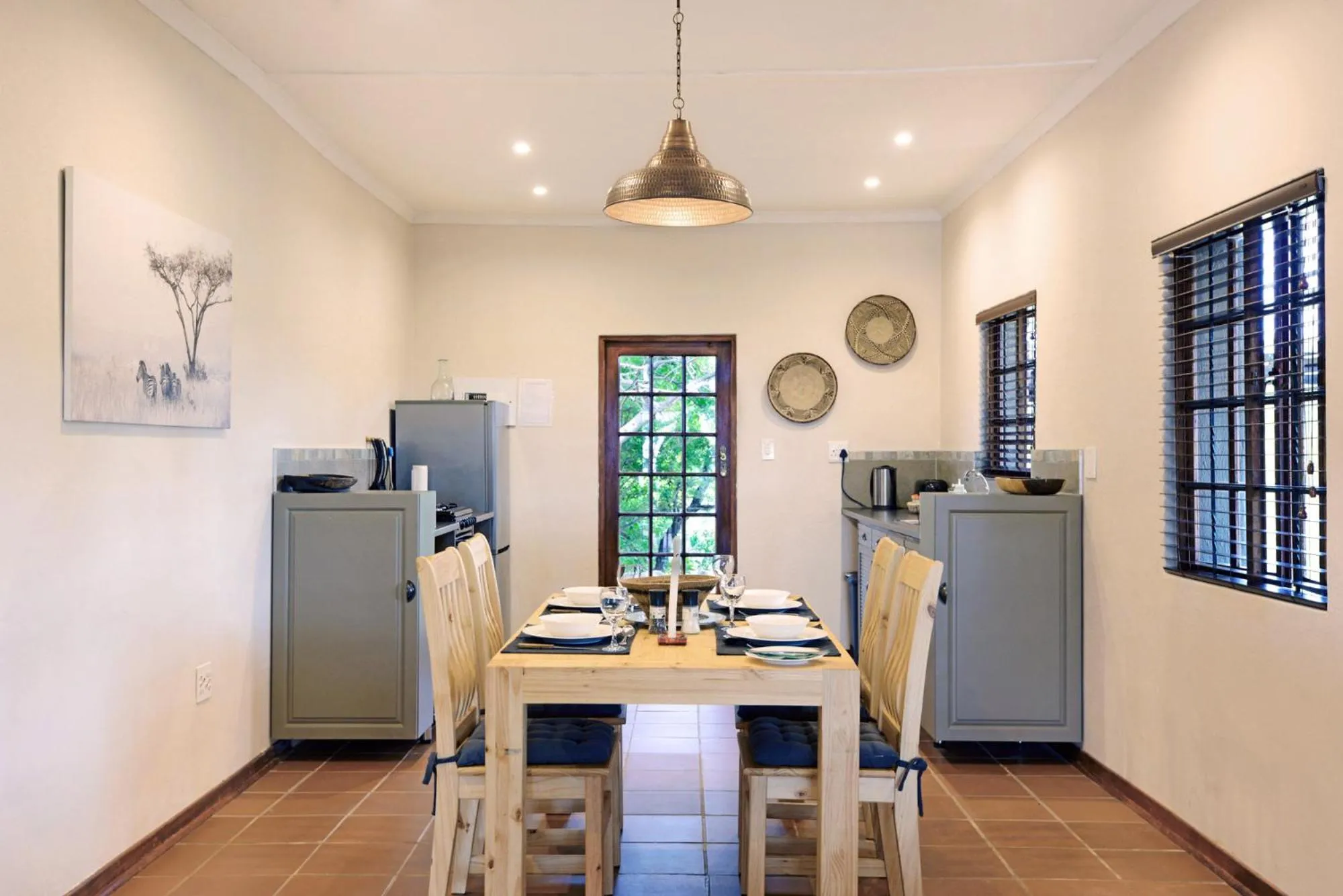 Kitchen or kitchenette in Tomjachu Bush Retreat