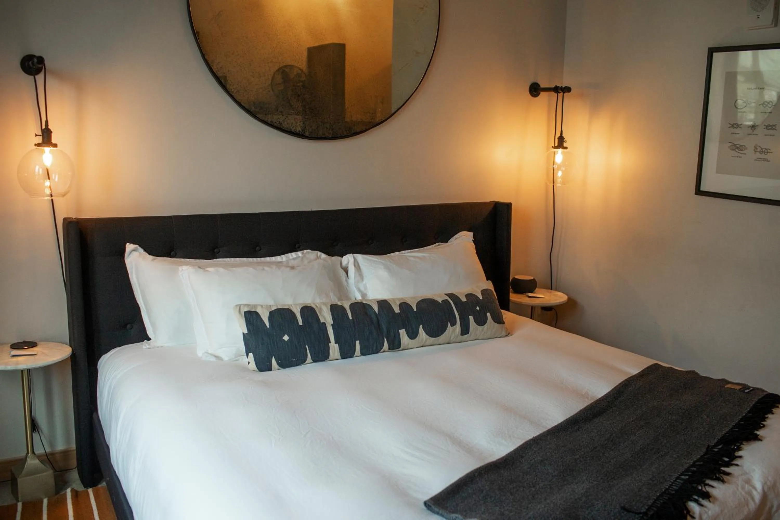 Bed in Bowline Hotel