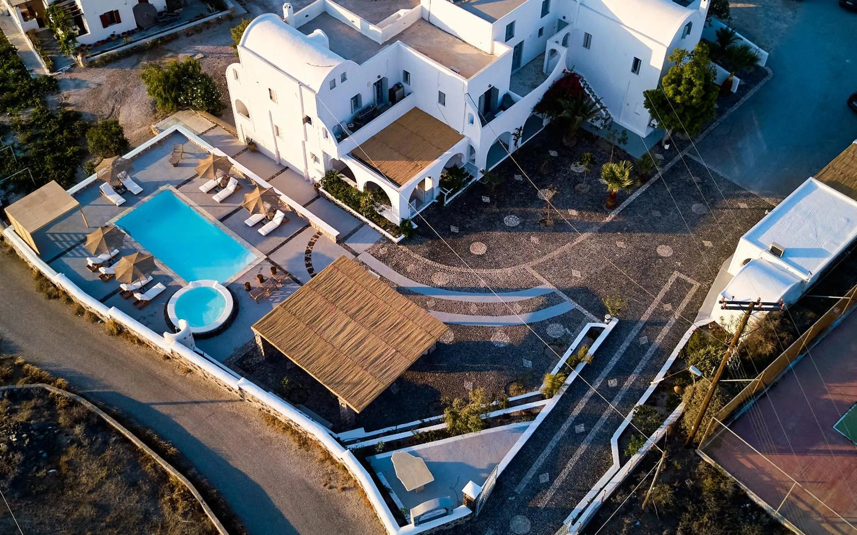 Bird's eye view in Symmetry Suites